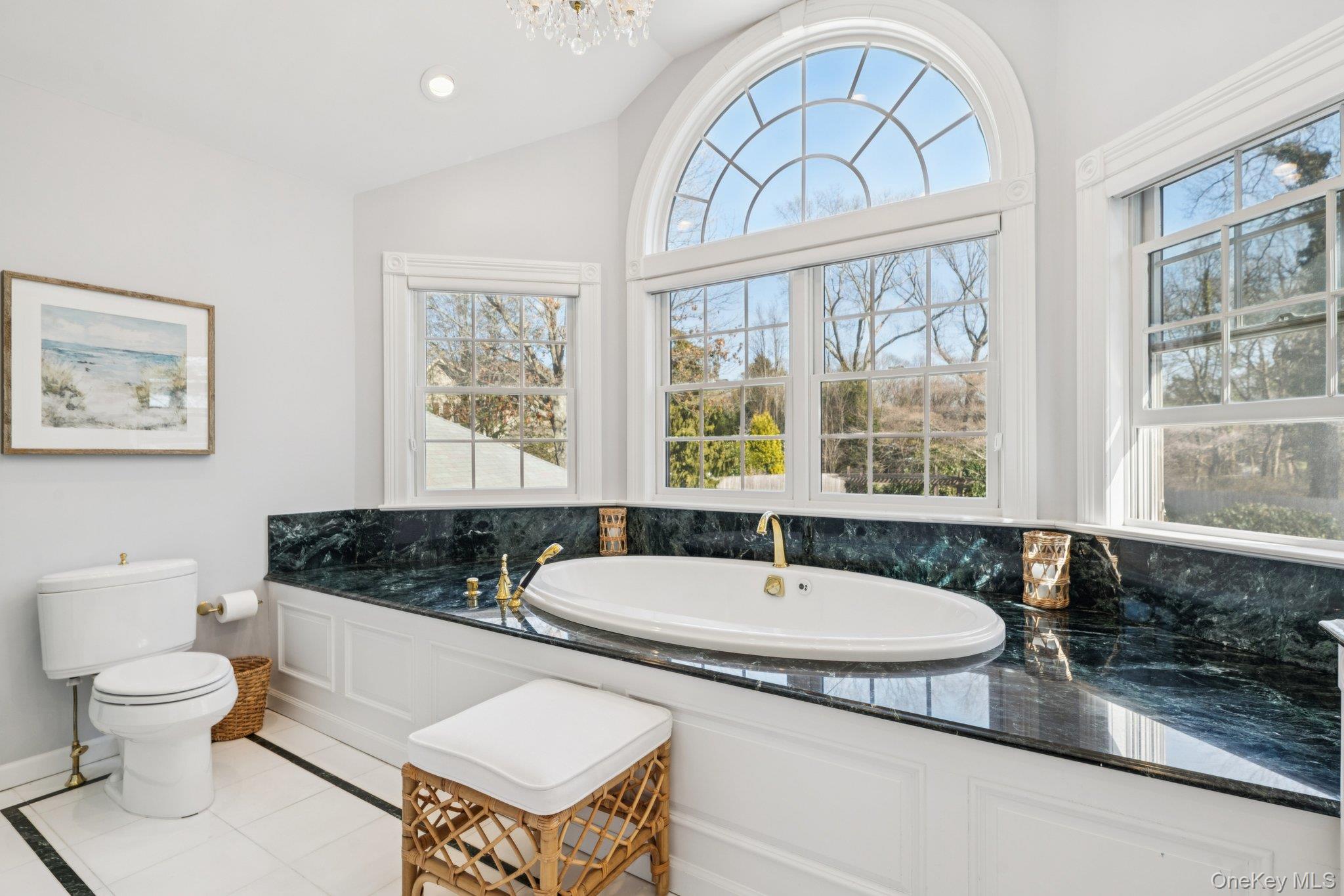 31 Fox Hunt Lane, Cold Spring Harbor, NY 11724