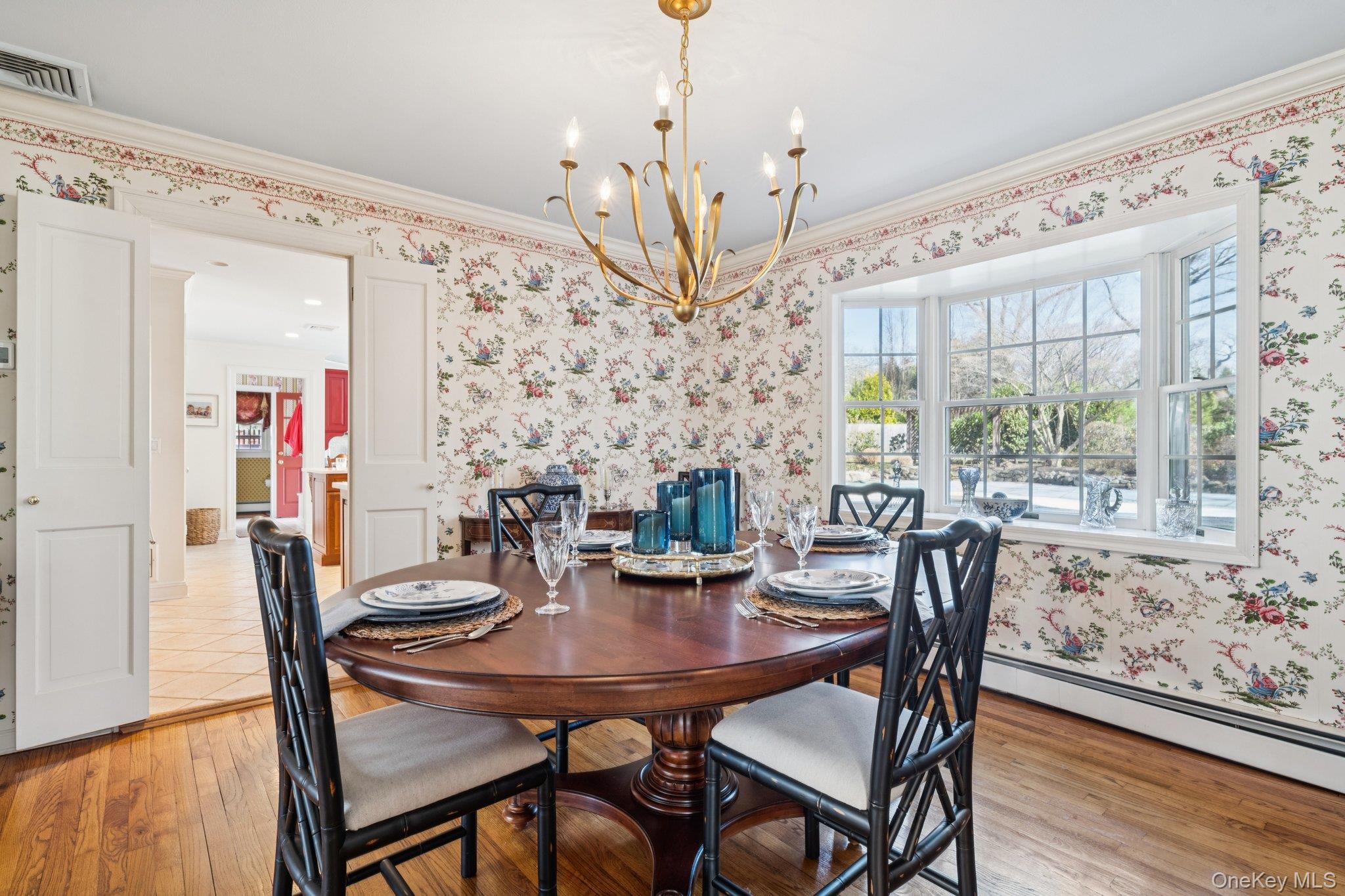 31 Fox Hunt Lane, Cold Spring Harbor, NY 11724