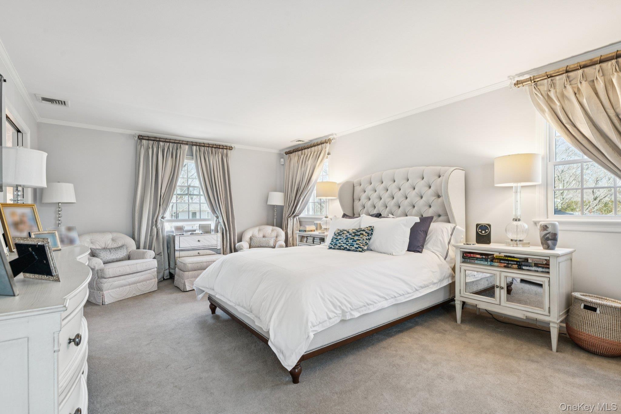 31 Fox Hunt Lane, Cold Spring Harbor, NY 11724