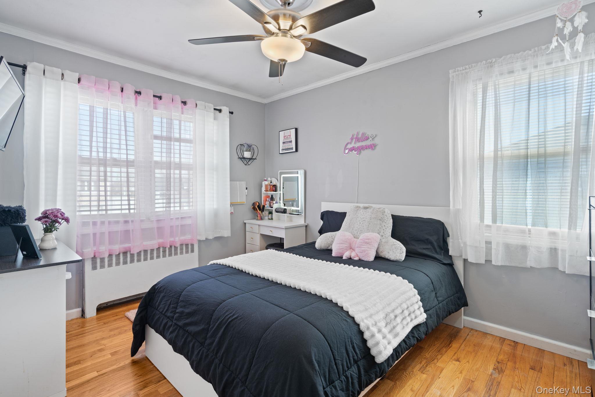 572 S Bayview Avenue, Freeport, NY 11520