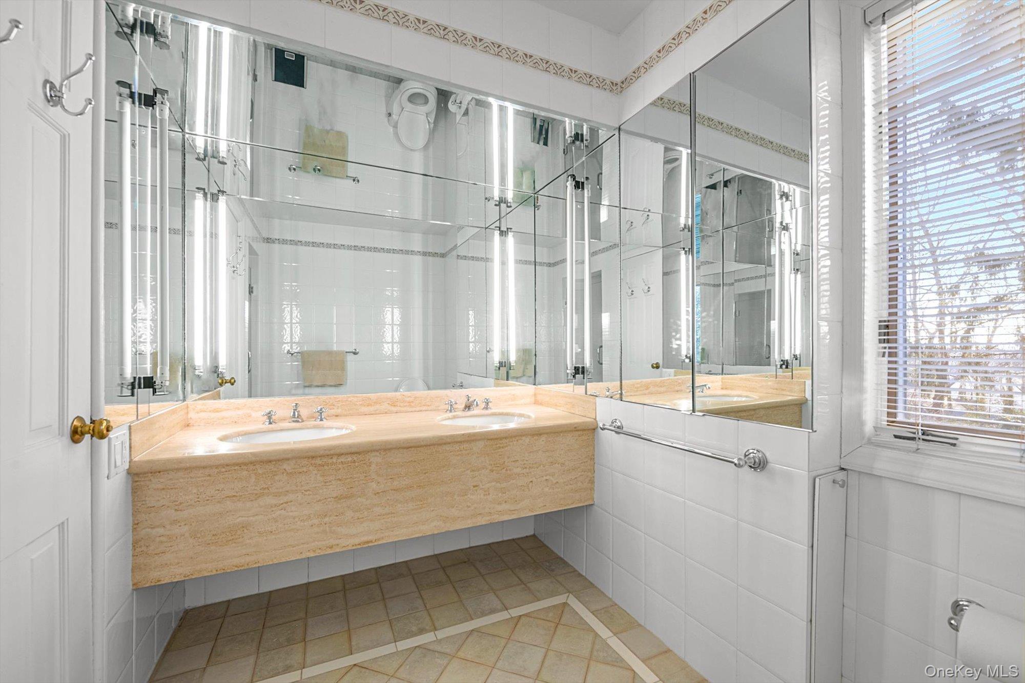 2 Chester Drive, Great Neck, NY 11021