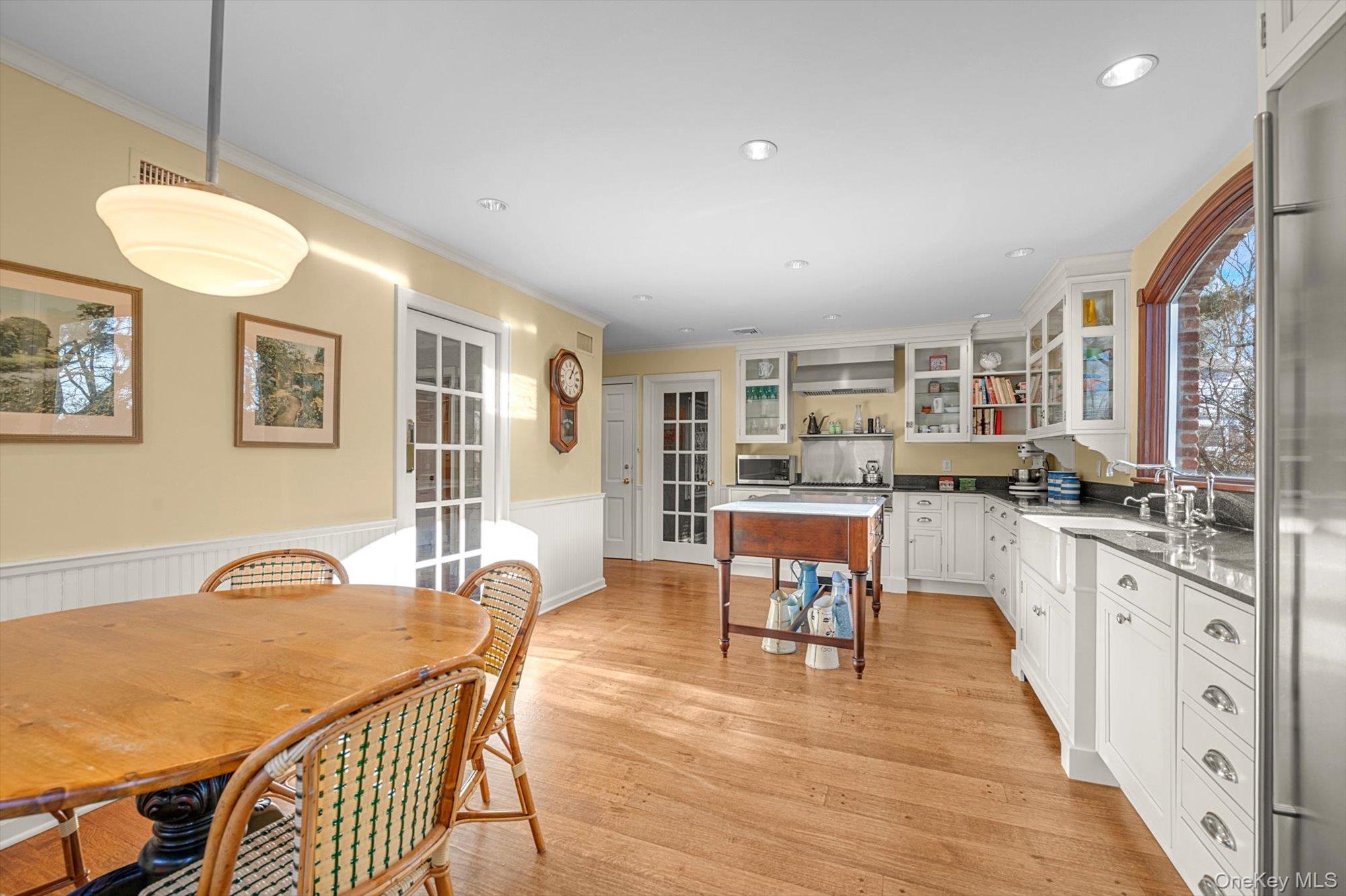 2 Chester Drive, Great Neck, NY 11021