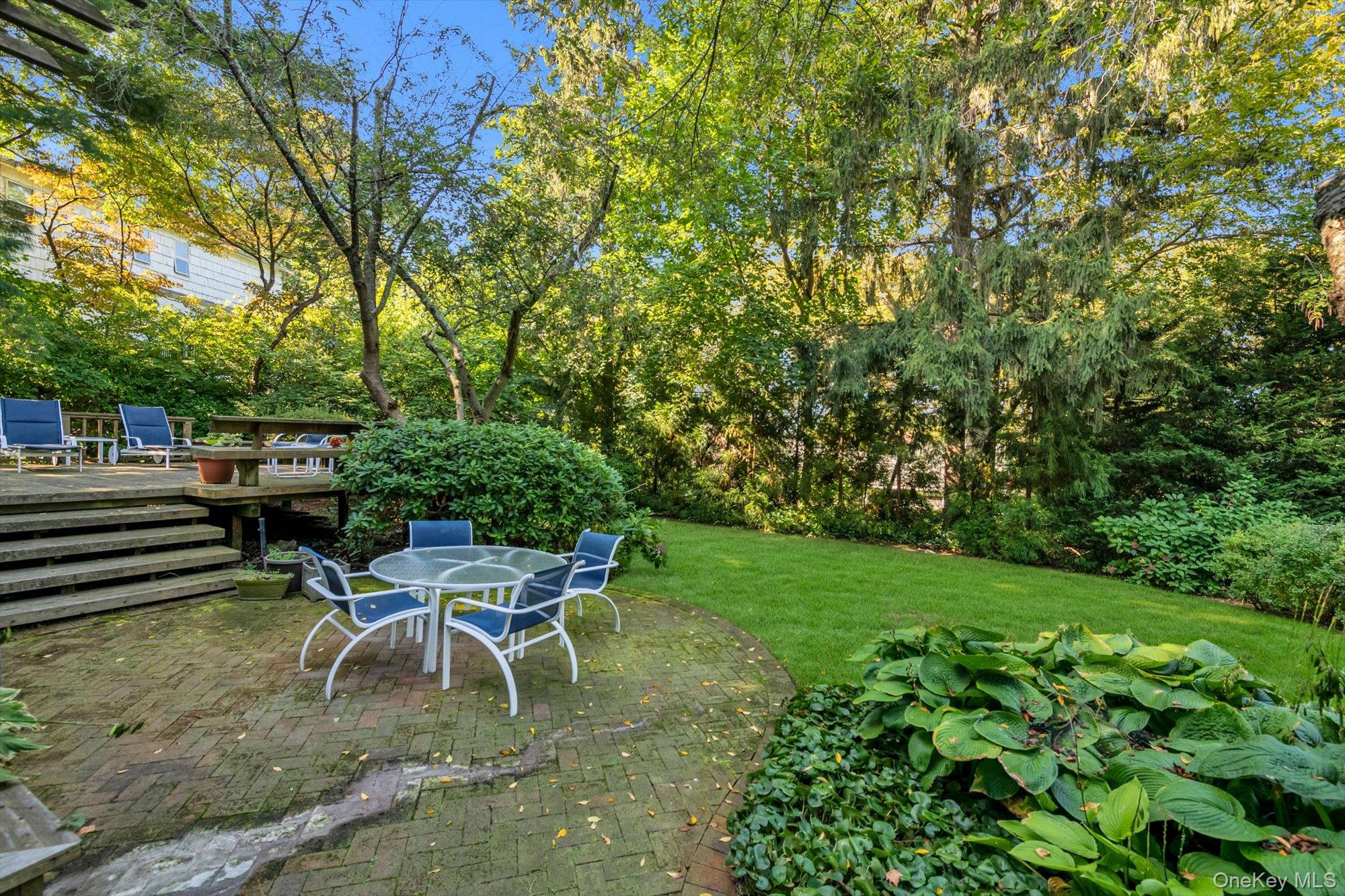 2 Chester Drive, Great Neck, NY 11021