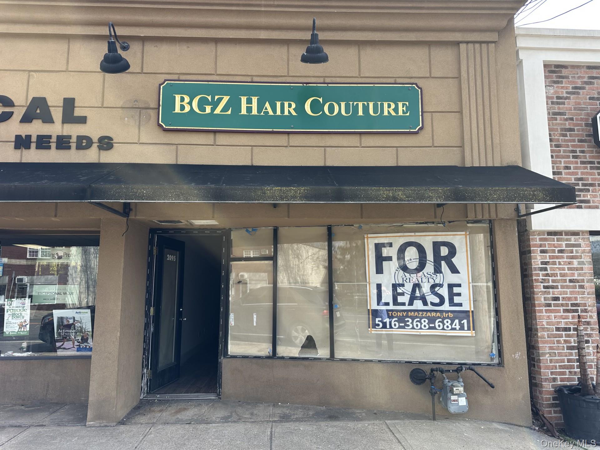 2095 Wantagh Avenue, Wantagh, NY 11793