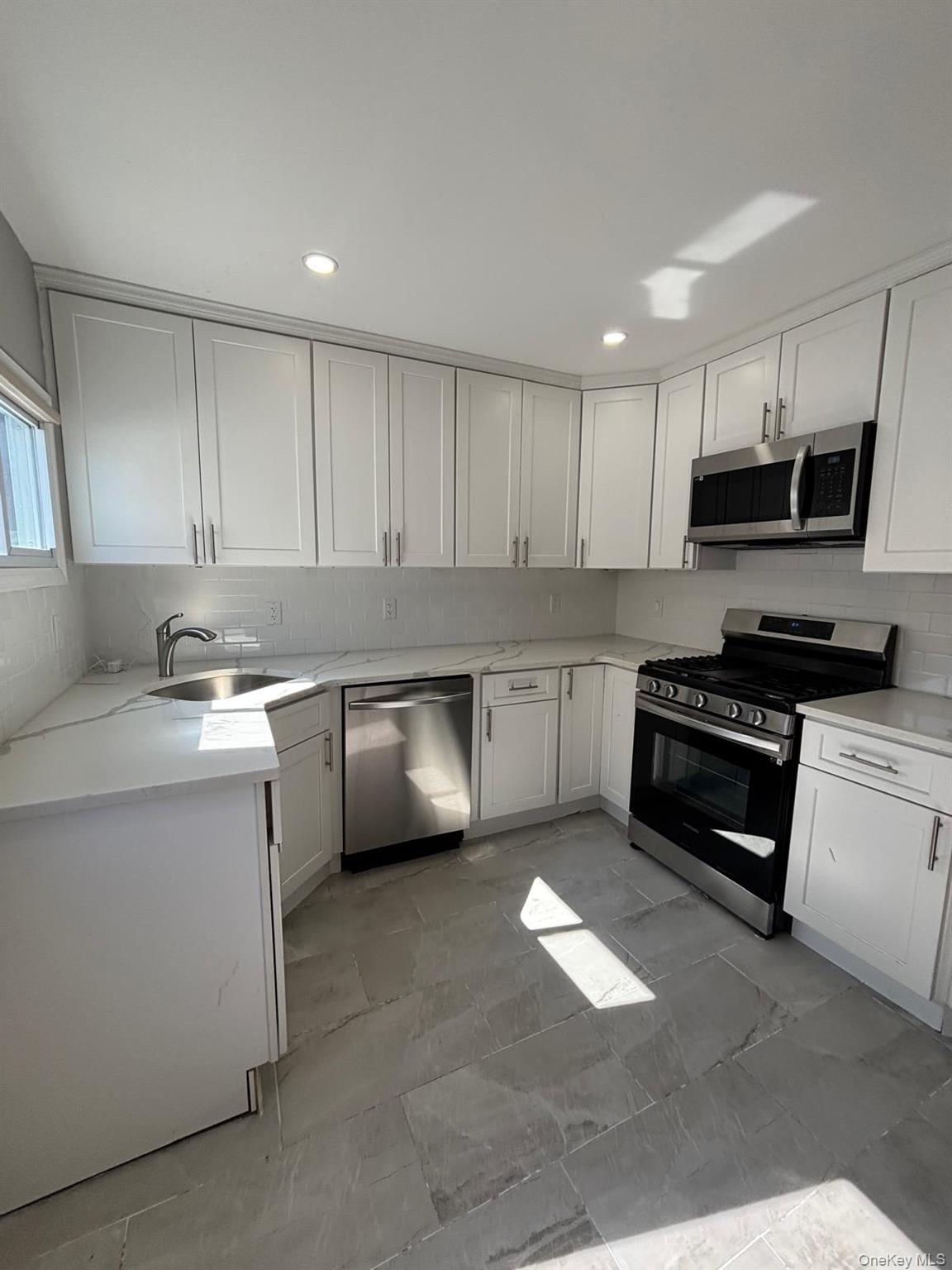 26 Adams Street, Hicksville, NY 11801