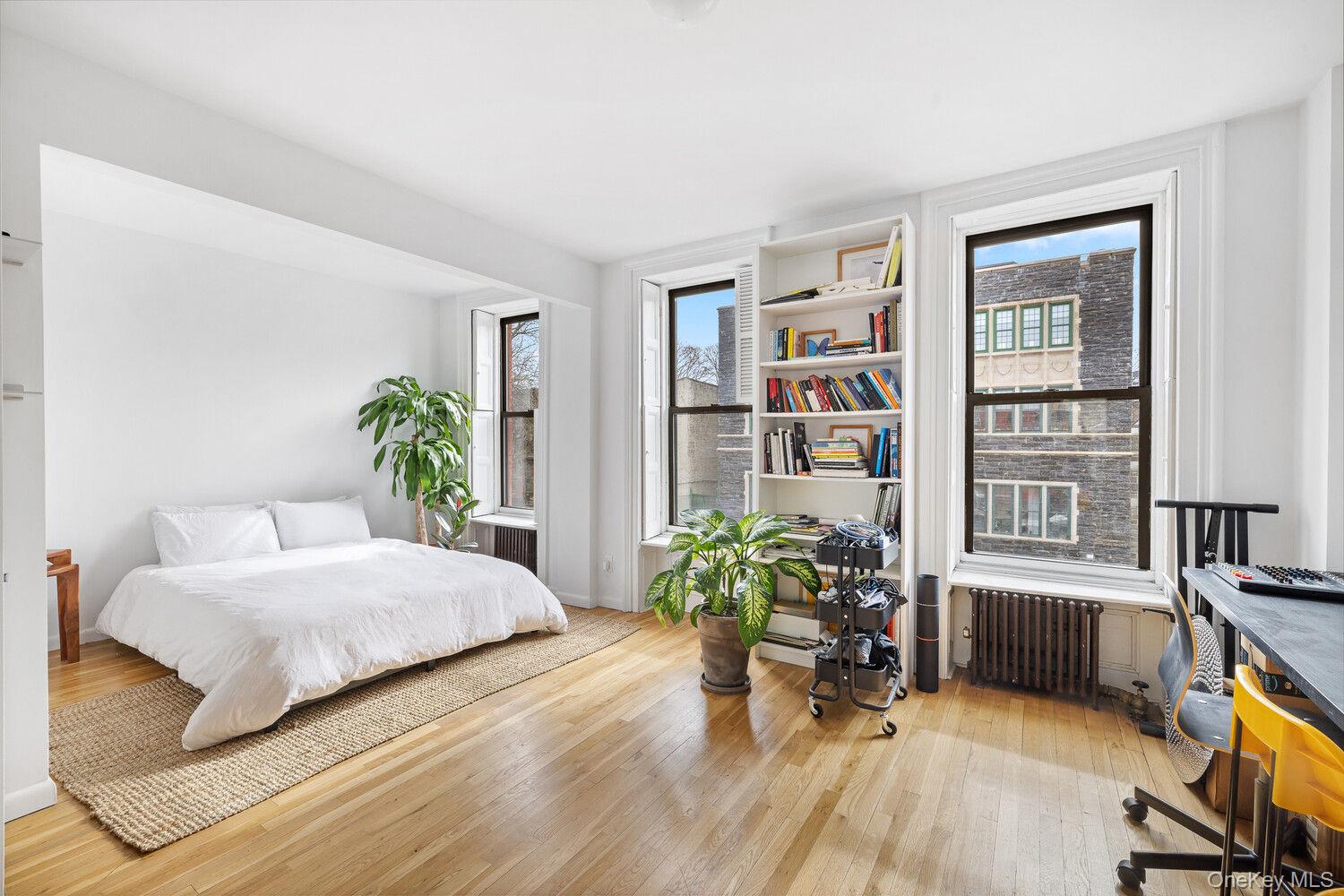 289 MACON Street, Brooklyn, NY 11216