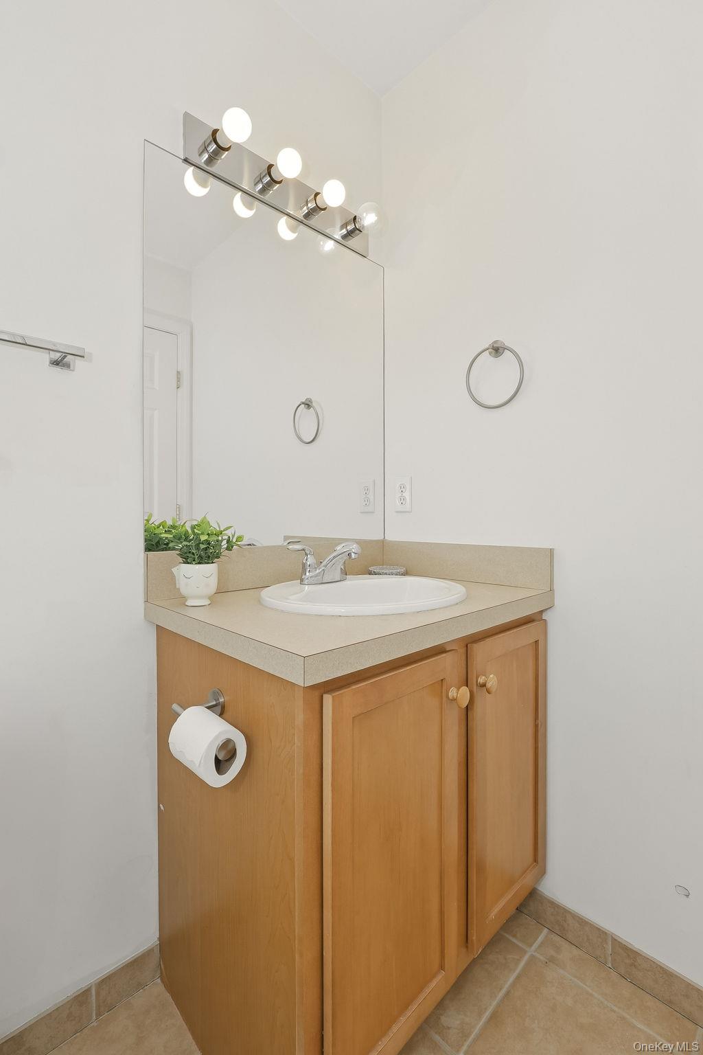 18 Clearwater Court, Beacon, NY 12508