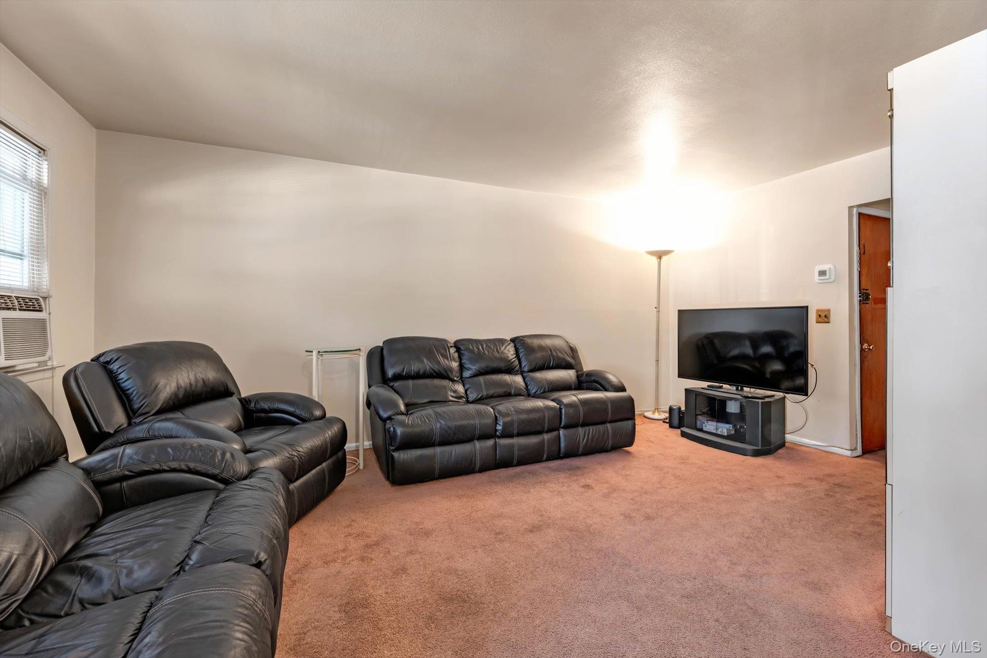 14464 25th Road, Flushing, NY 11354