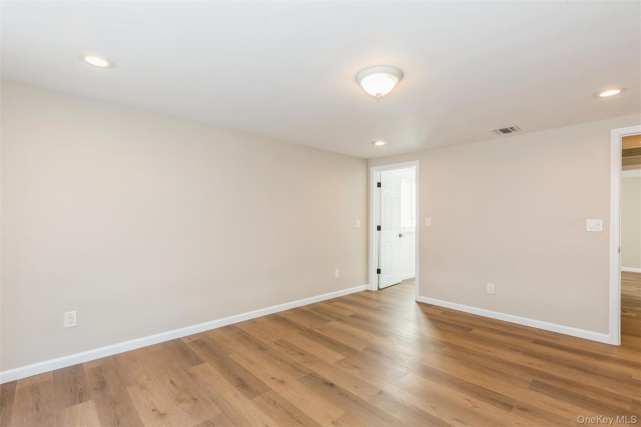 12 Fowler Lane, Mount Sinai, NY 11766