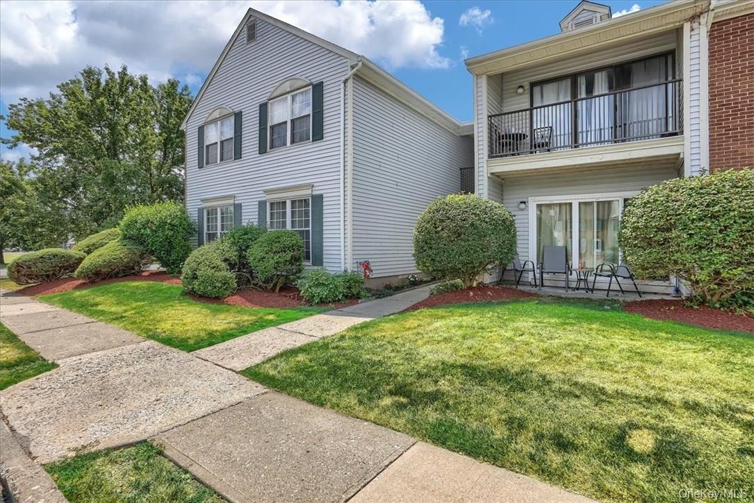 1 Brook Drive # 21, Washingtonville, NY 10992