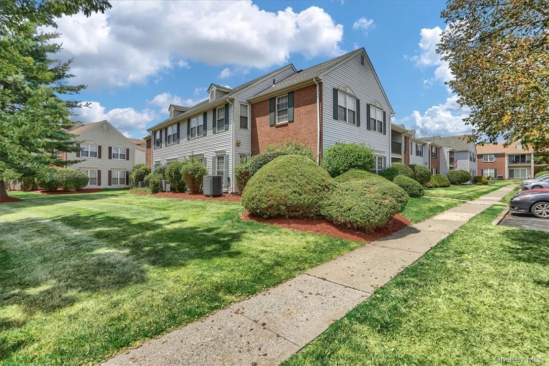 1 Brook Drive # 21, Washingtonville, NY 10992