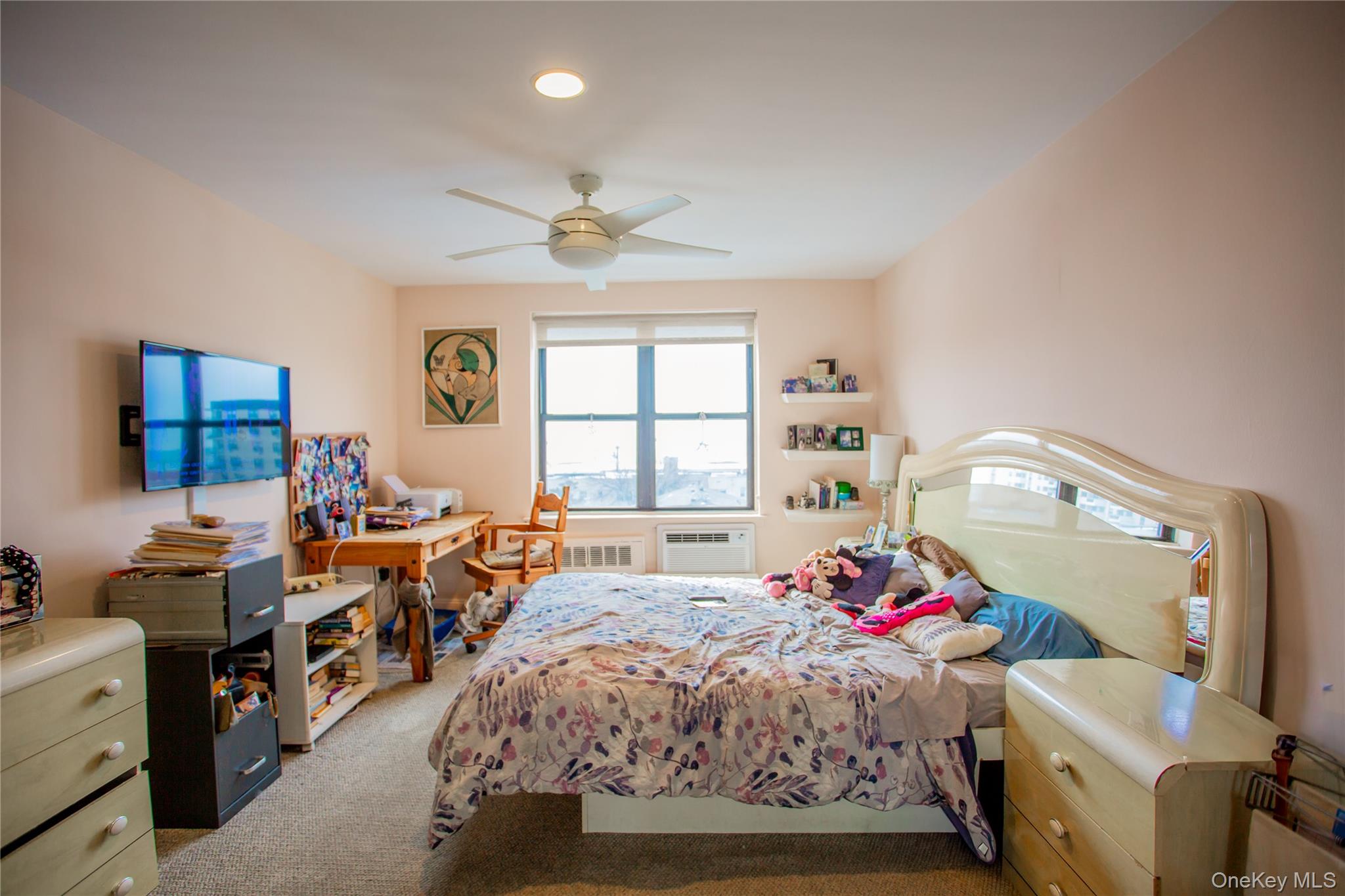 333 E Broadway # 4G, Long Beach, NY 11561