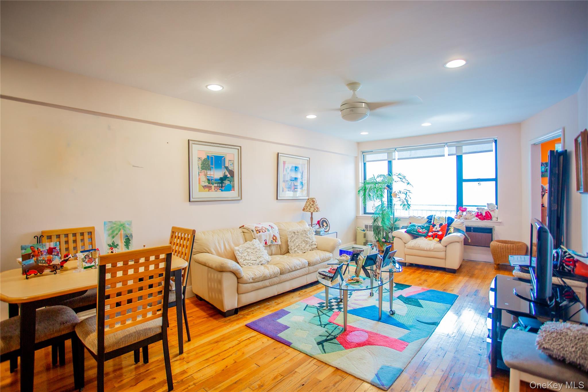 333 E Broadway # 4G, Long Beach, NY 11561