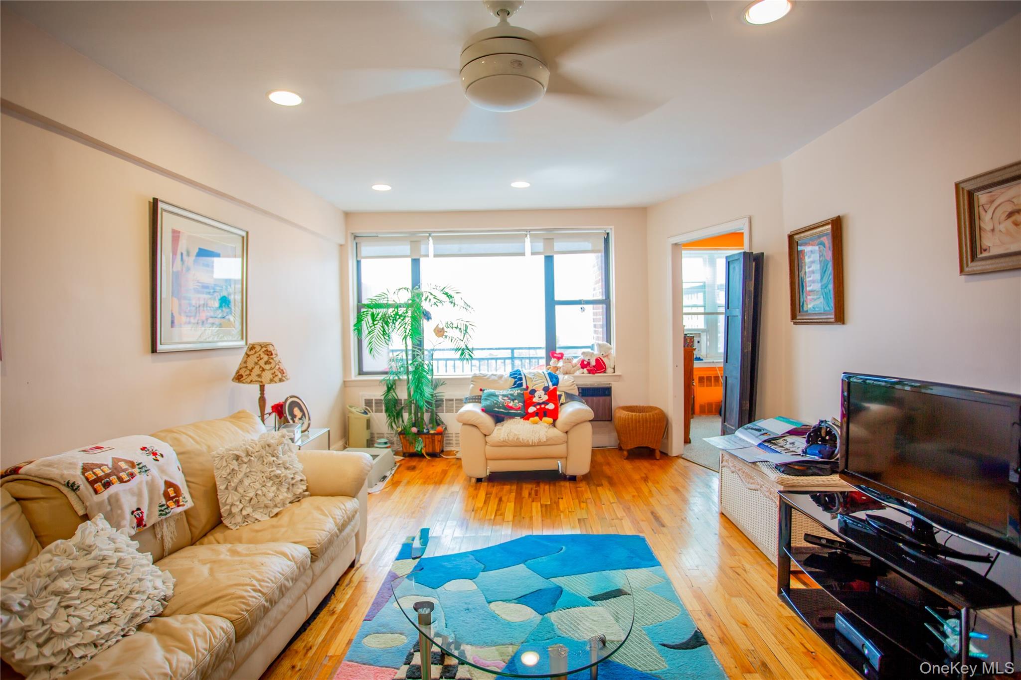 333 E Broadway # 4G, Long Beach, NY 11561