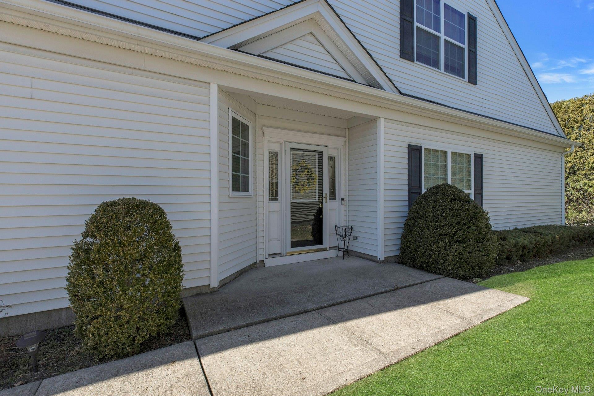 43 Louden Loop, Mount Sinai, NY 11766