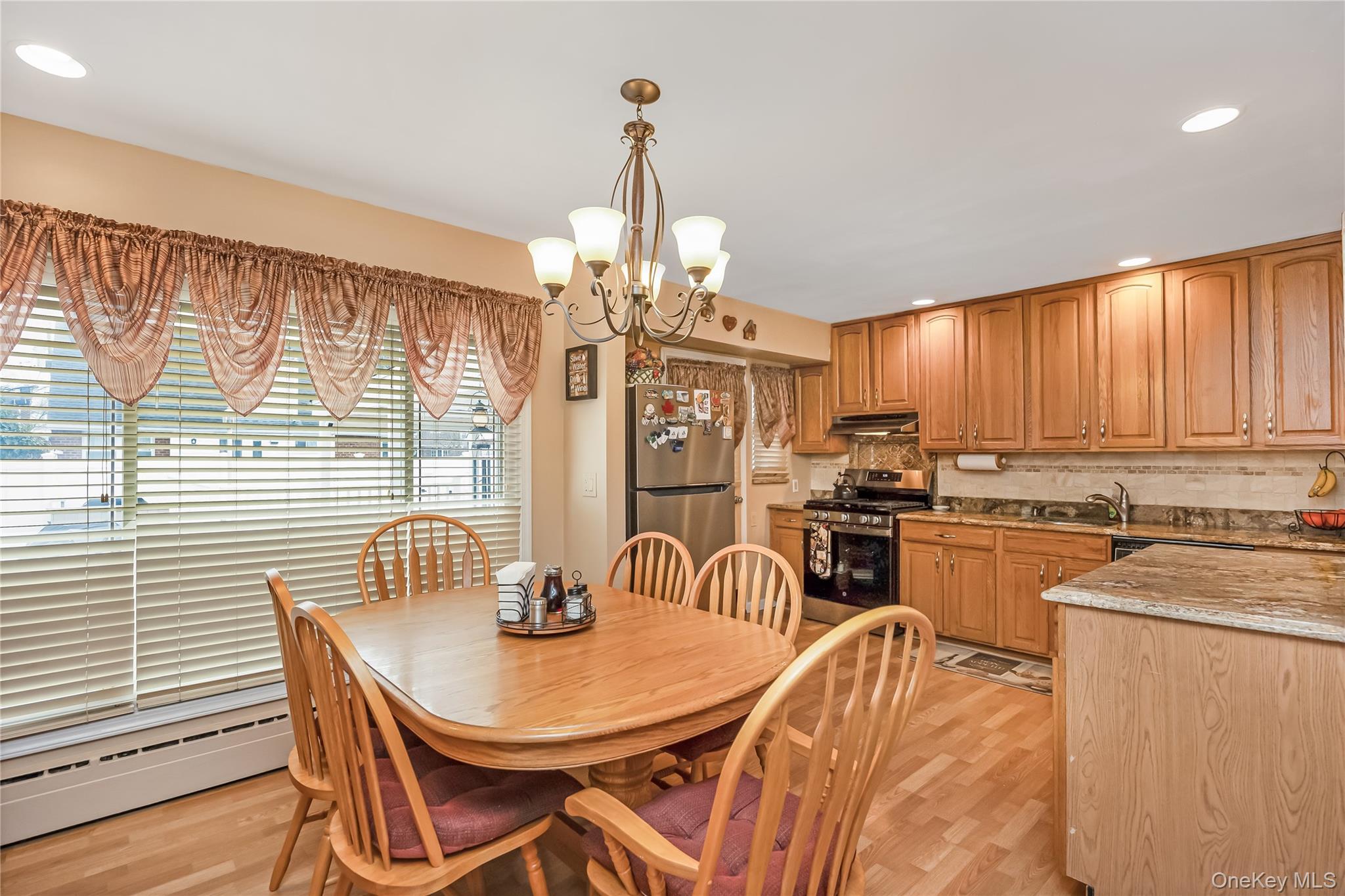 75 N Sloan Drive N, Valley Stream, NY 11580