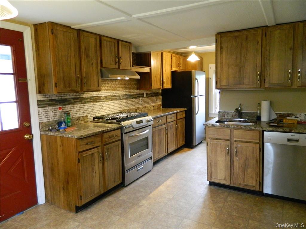 34 Kings Highway, New City, NY 10956