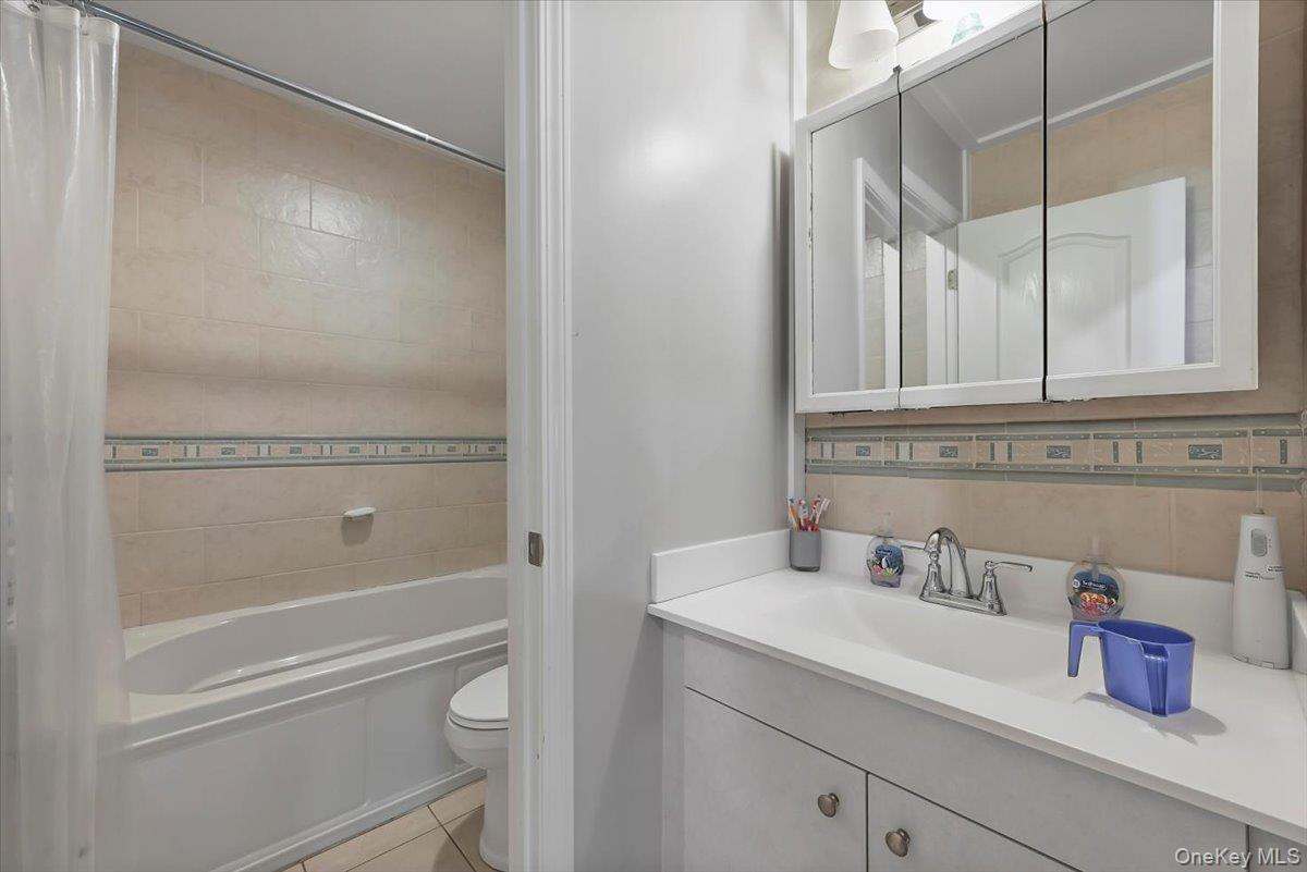 43 Freeland Street, Monroe, NY 10950