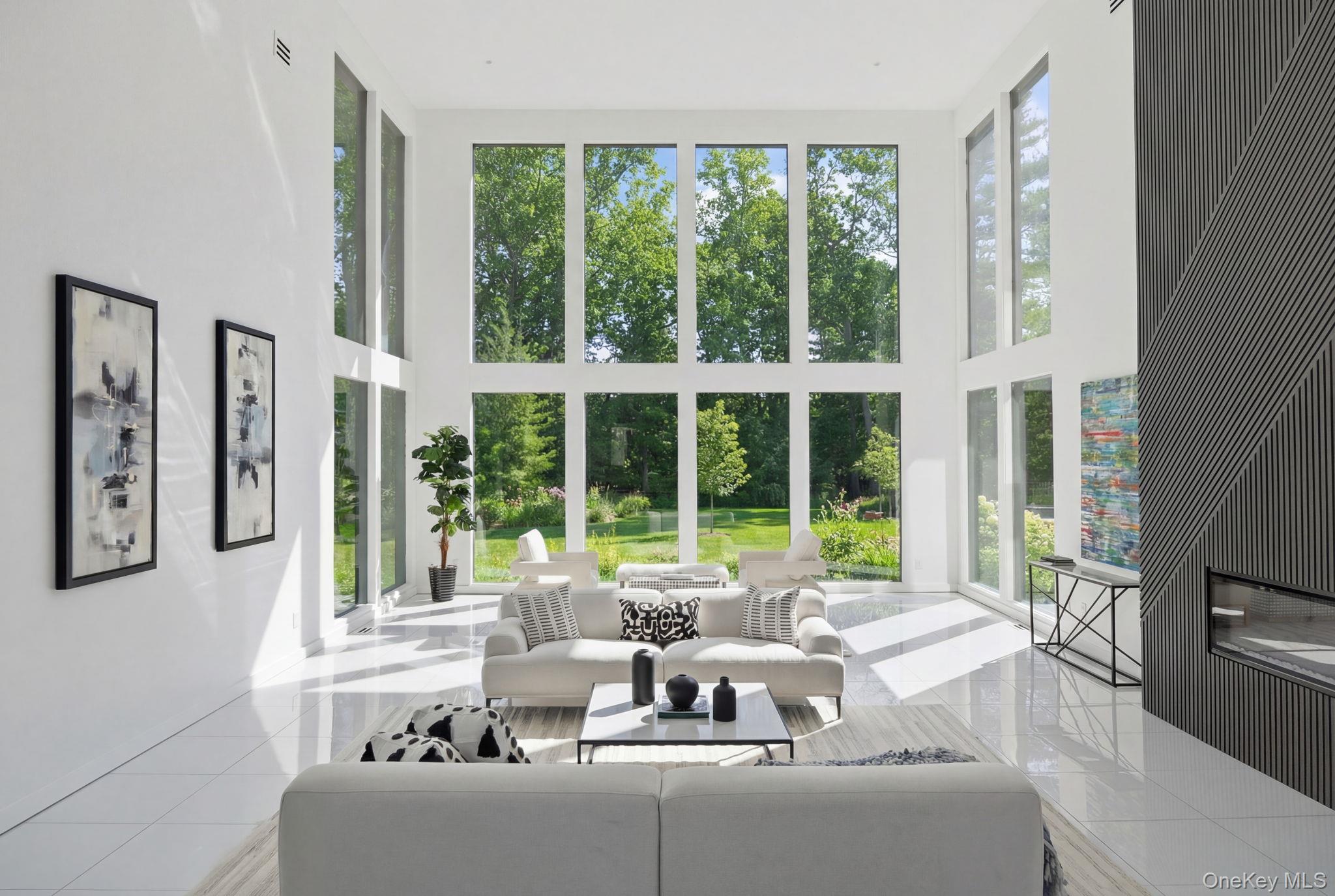 31 Chestnut Hill Drive, Upper Brookville, NY 11771