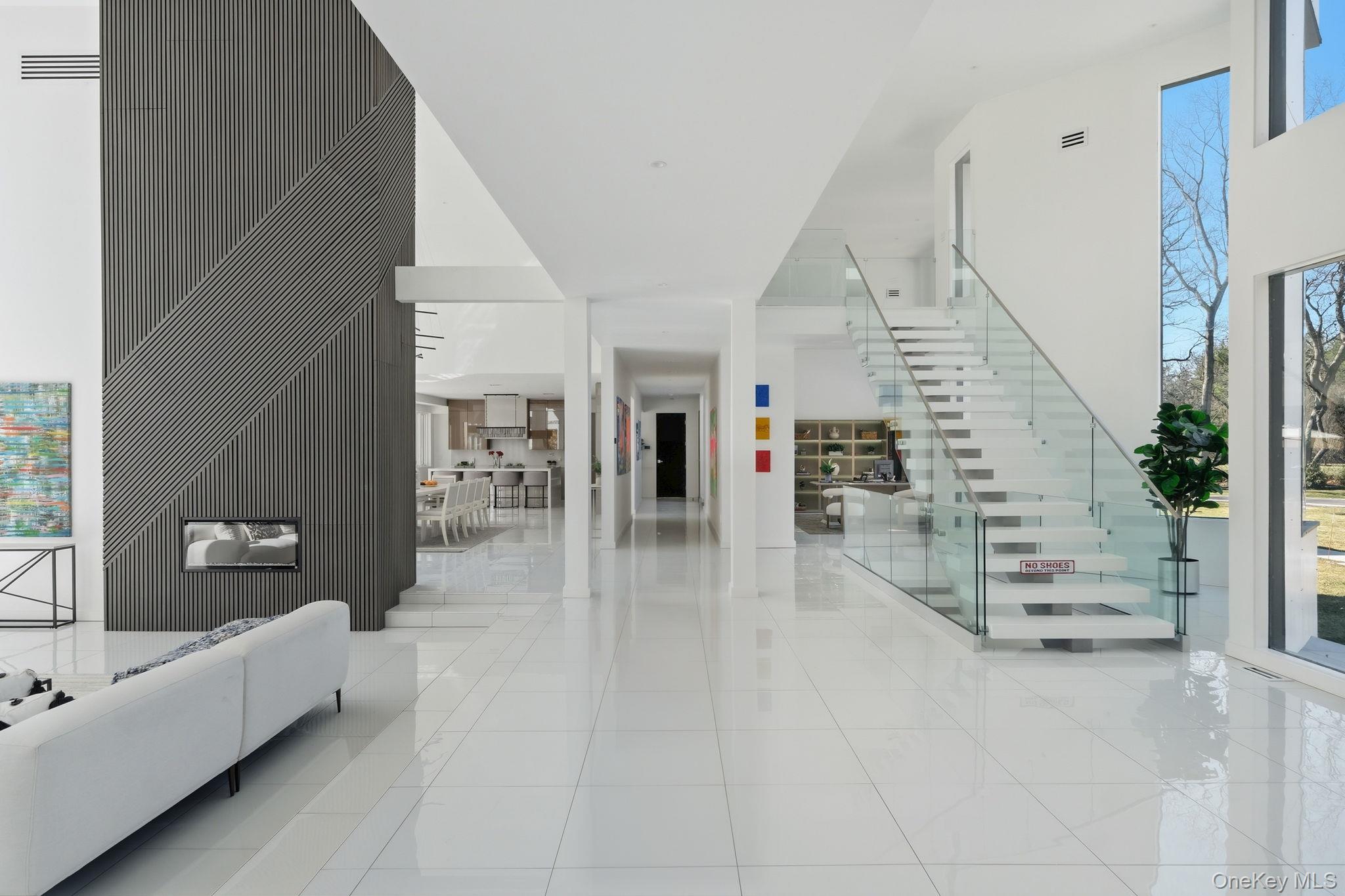 31 Chestnut Hill Drive, Upper Brookville, NY 11771