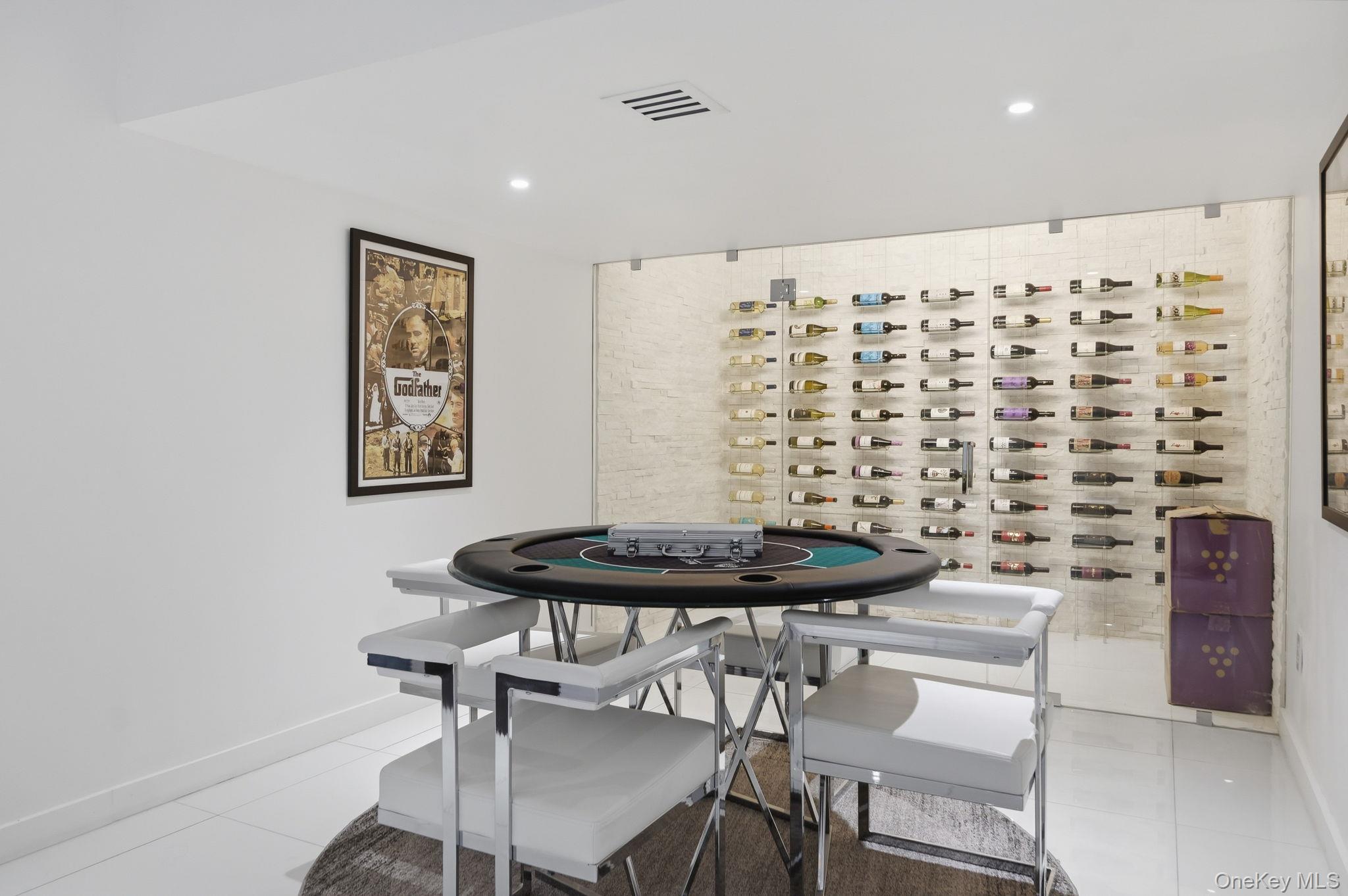 31 Chestnut Hill Drive, Upper Brookville, NY 11771