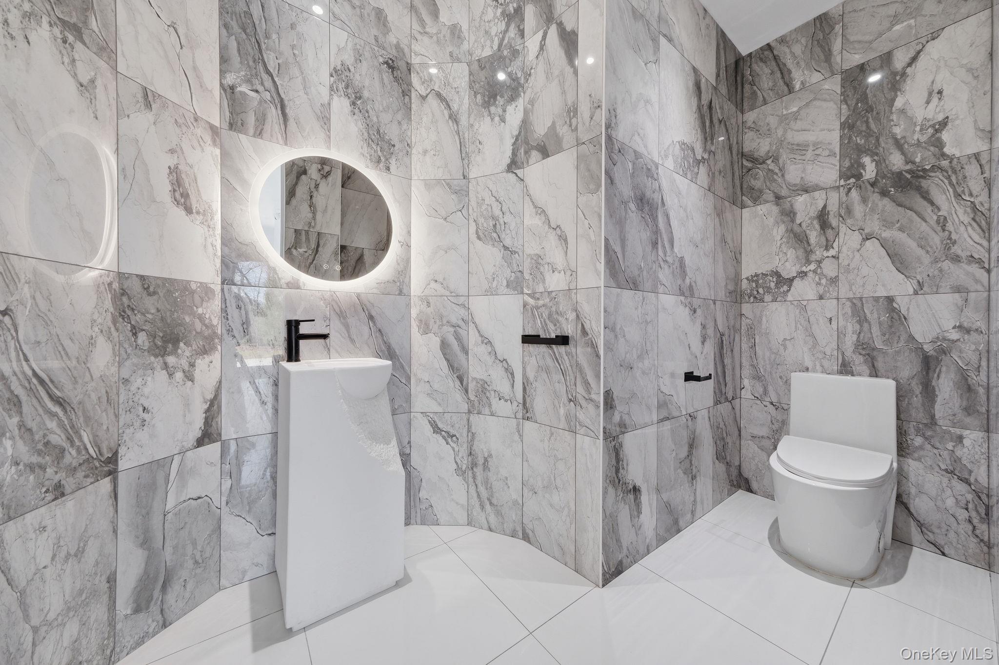 31 Chestnut Hill Drive, Upper Brookville, NY 11771