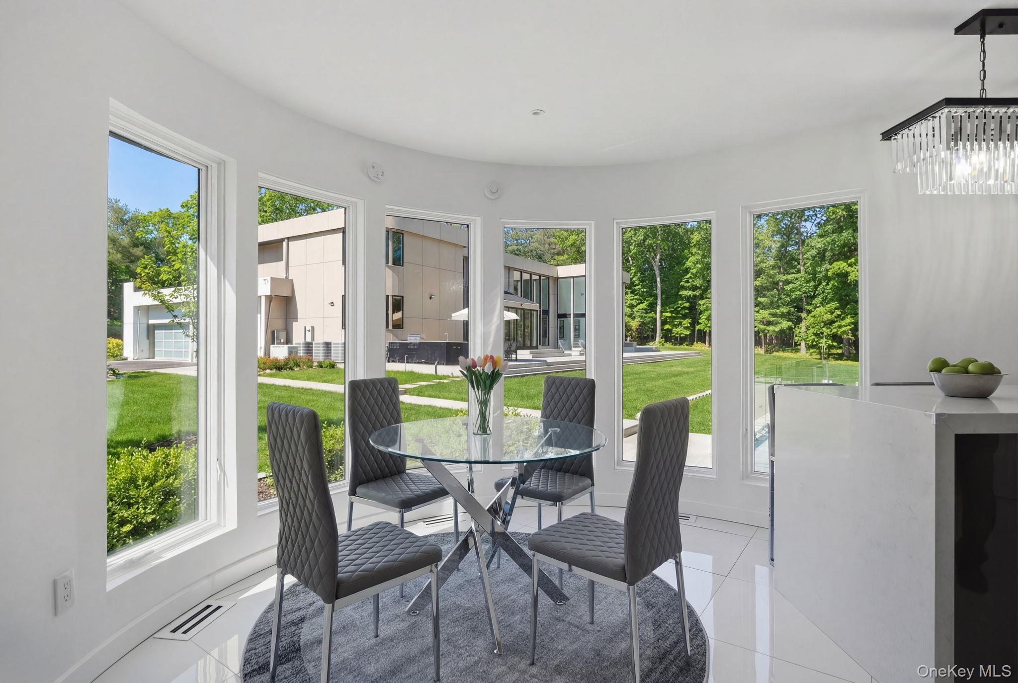 31 Chestnut Hill Drive, Upper Brookville, NY 11771