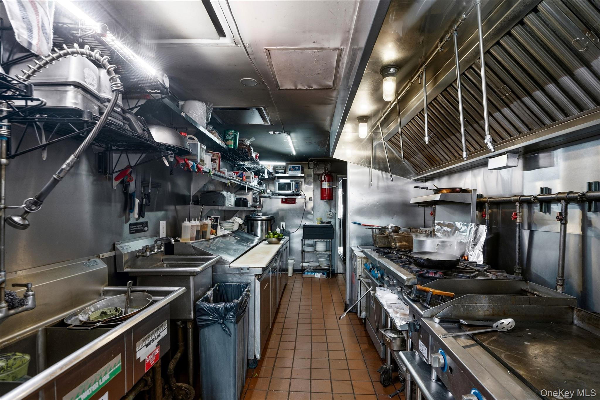 379 Sunrise Highway, Lynbrook, NY 11563