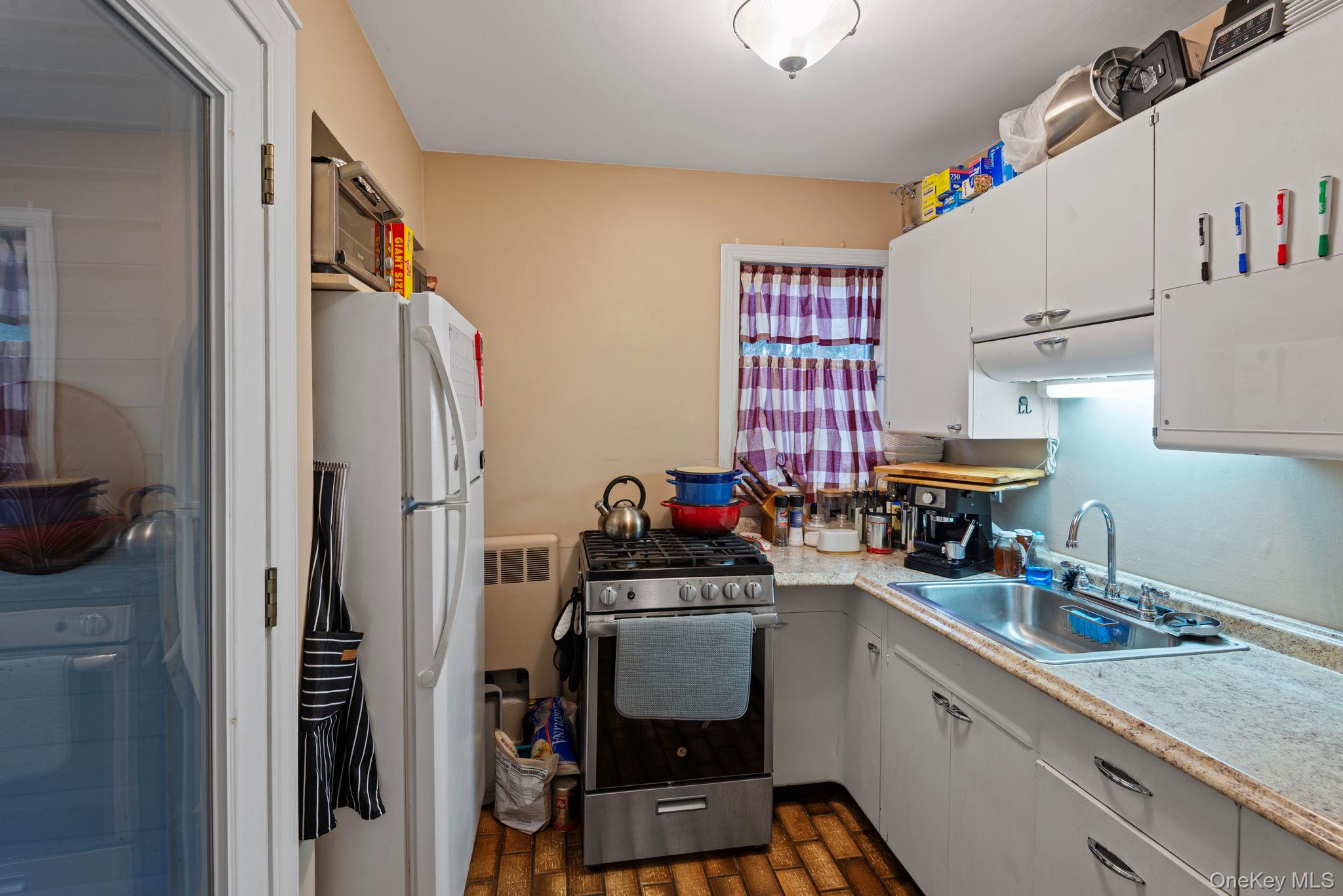 33 Oleander Drive, Northport, NY 11768