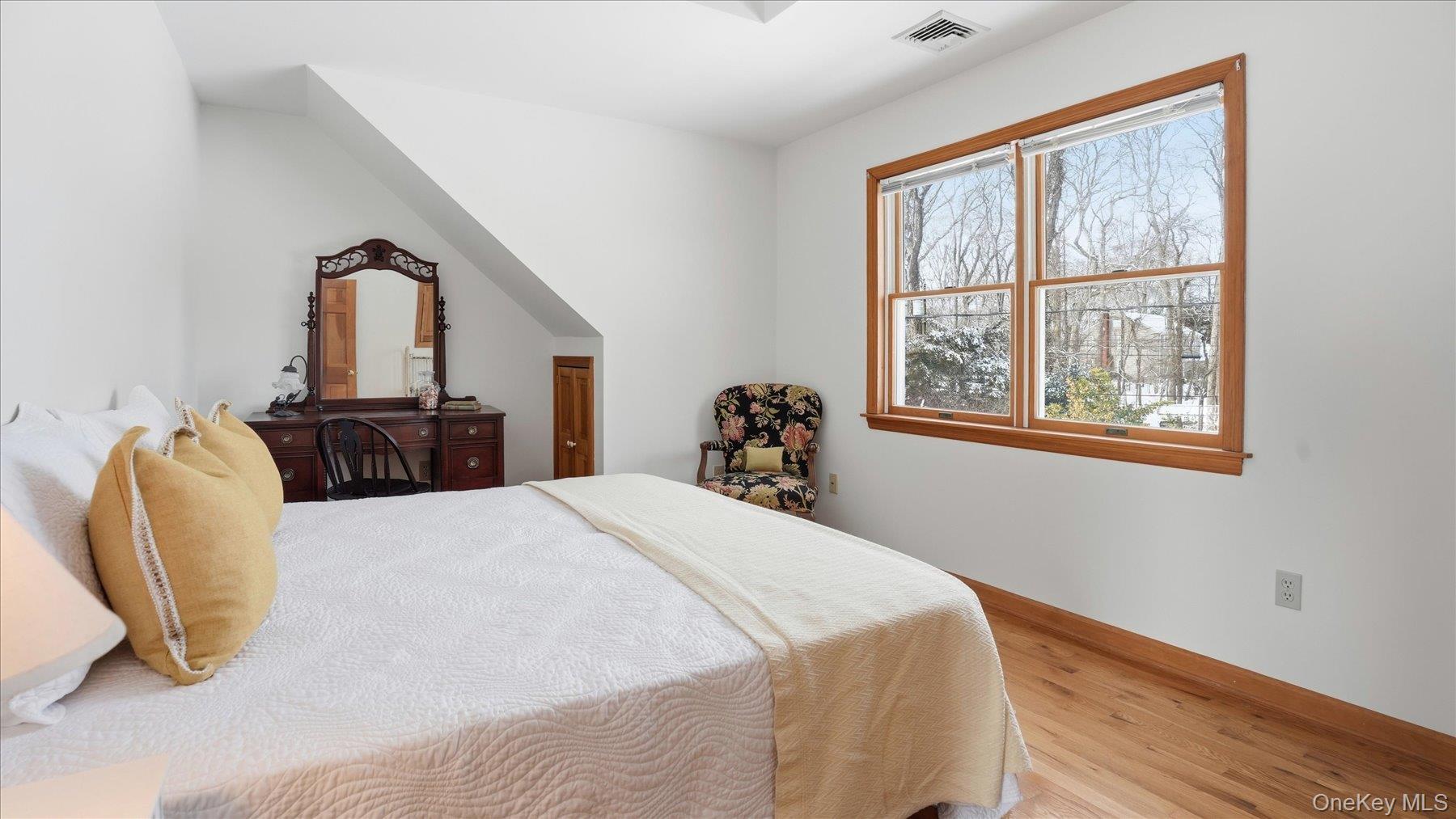 55 Leafy Way, Aquebogue, NY 11931