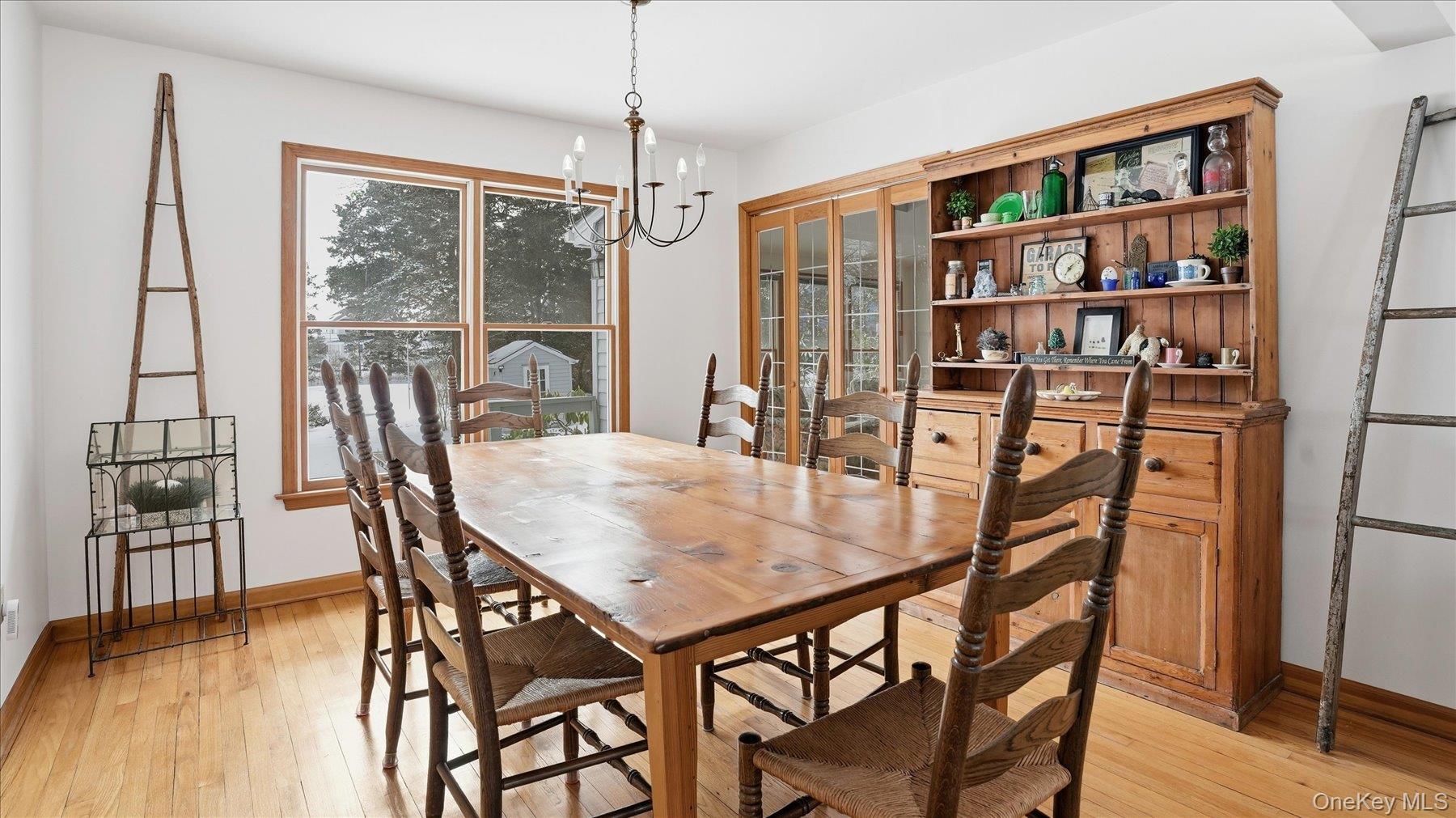 55 Leafy Way, Aquebogue, NY 11931