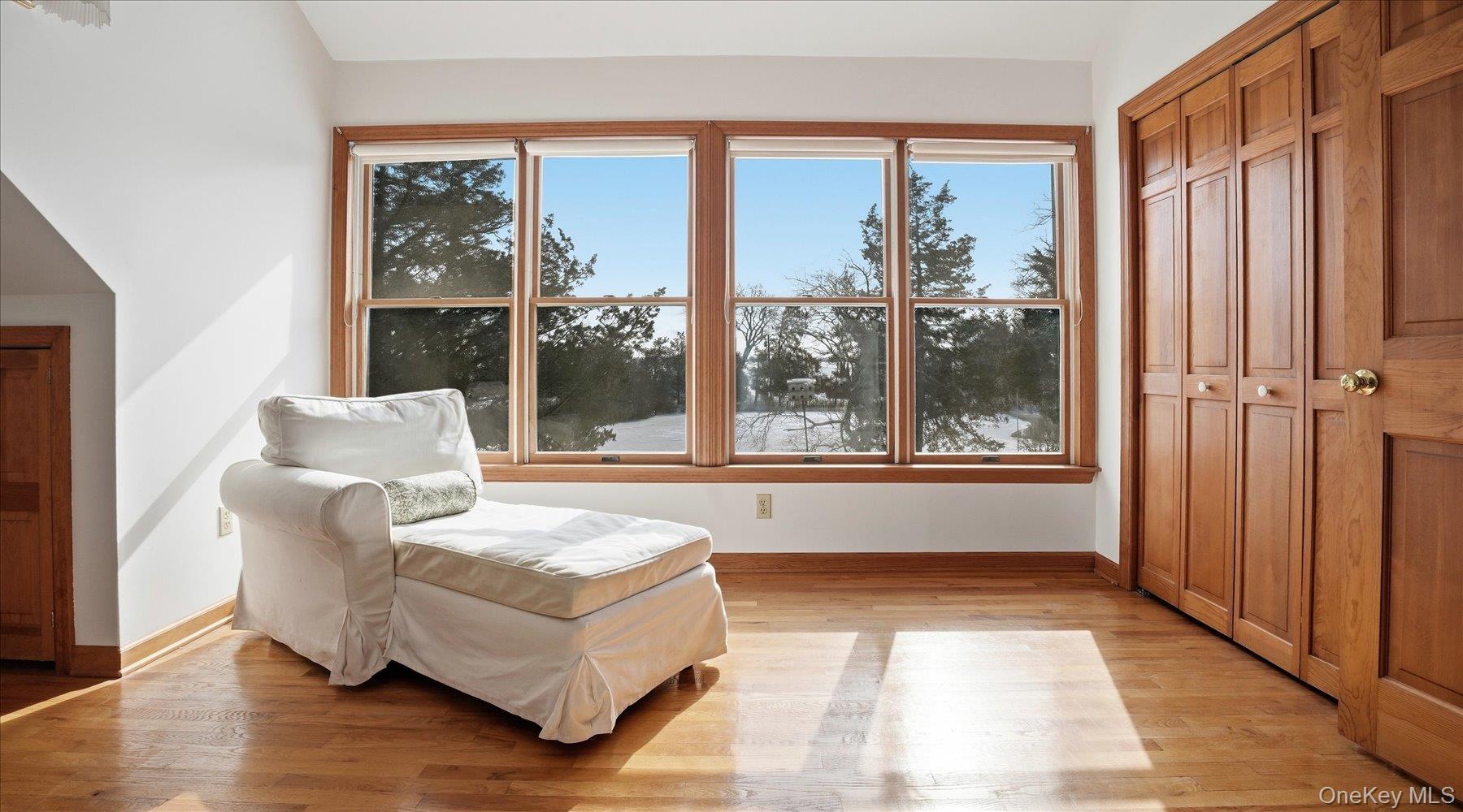 55 Leafy Way, Aquebogue, NY 11931