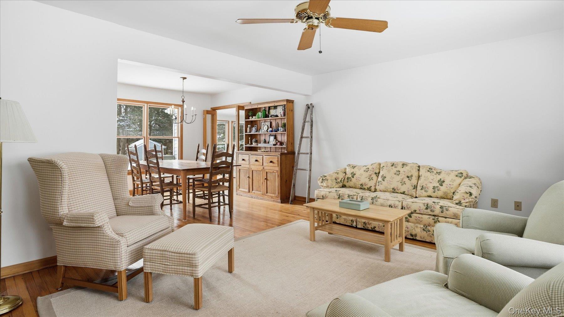 55 Leafy Way, Aquebogue, NY 11931