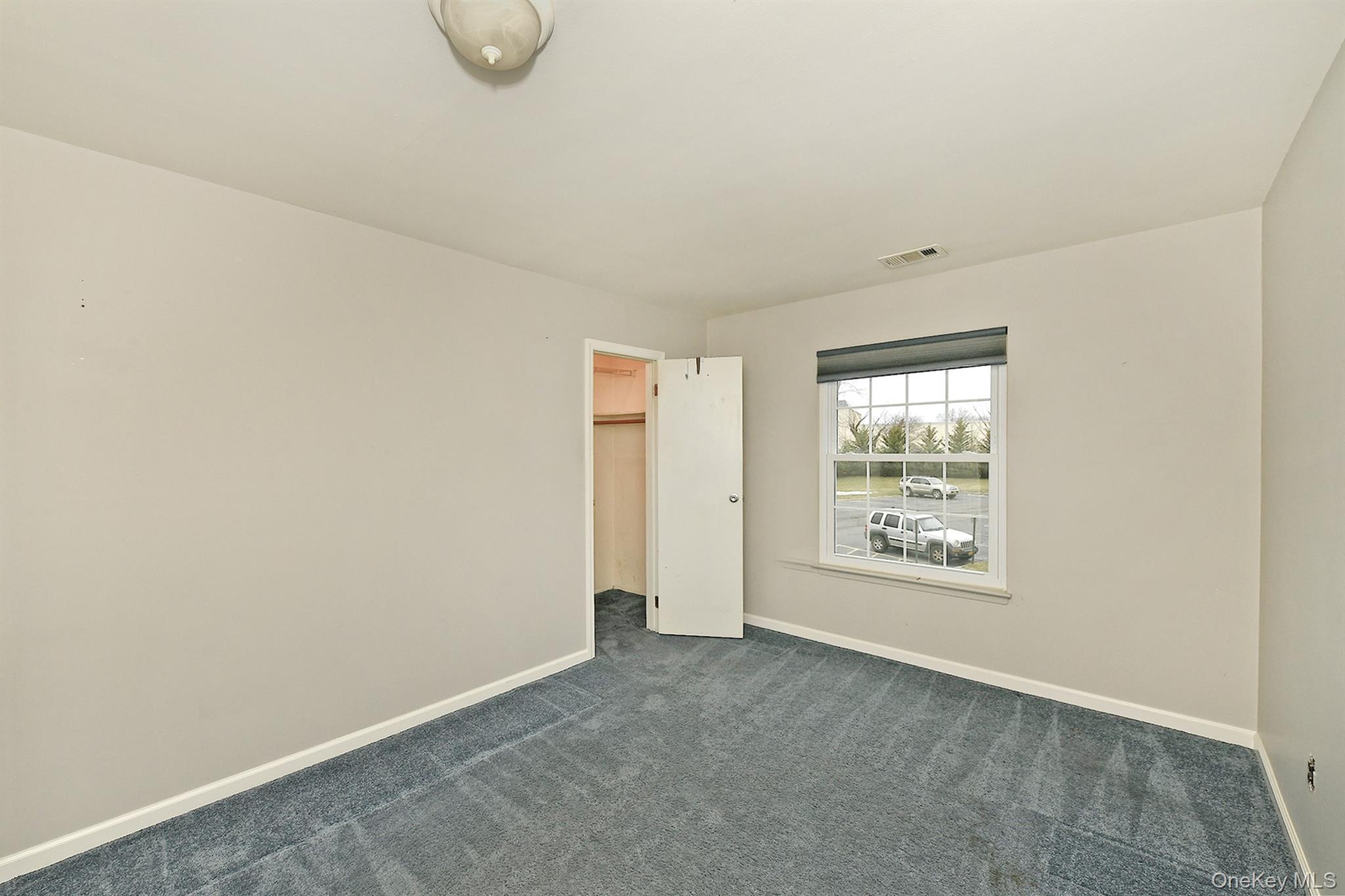 171 Fairview Circle, Middle Island, NY 11953