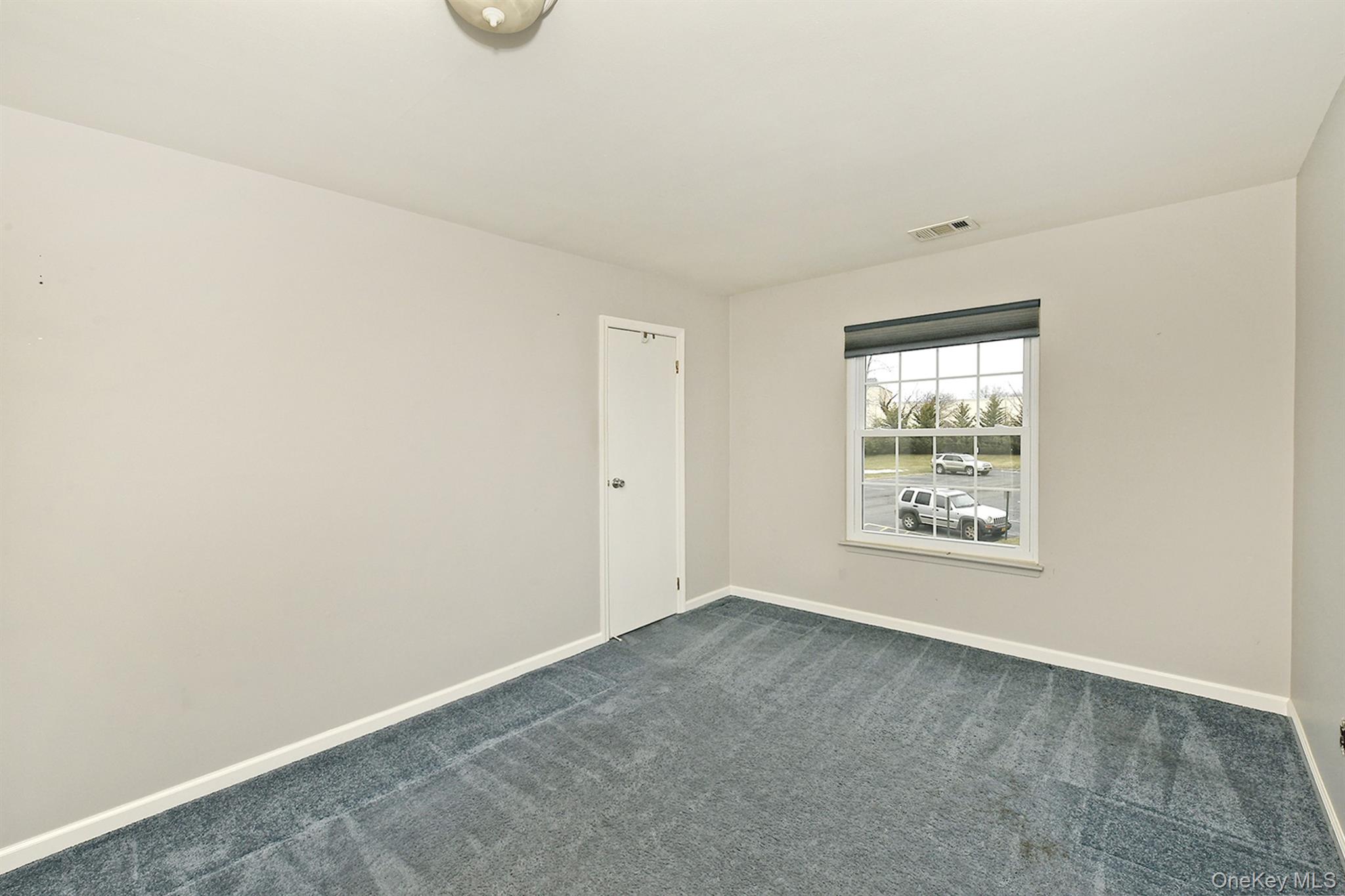 171 Fairview Circle, Middle Island, NY 11953