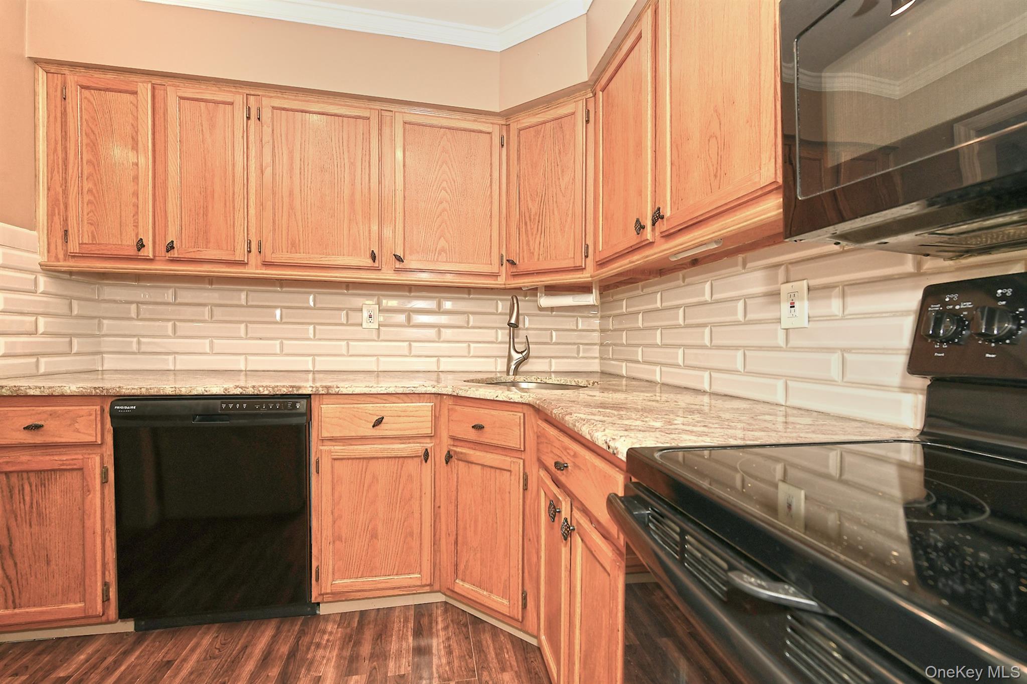 171 Fairview Circle, Middle Island, NY 11953