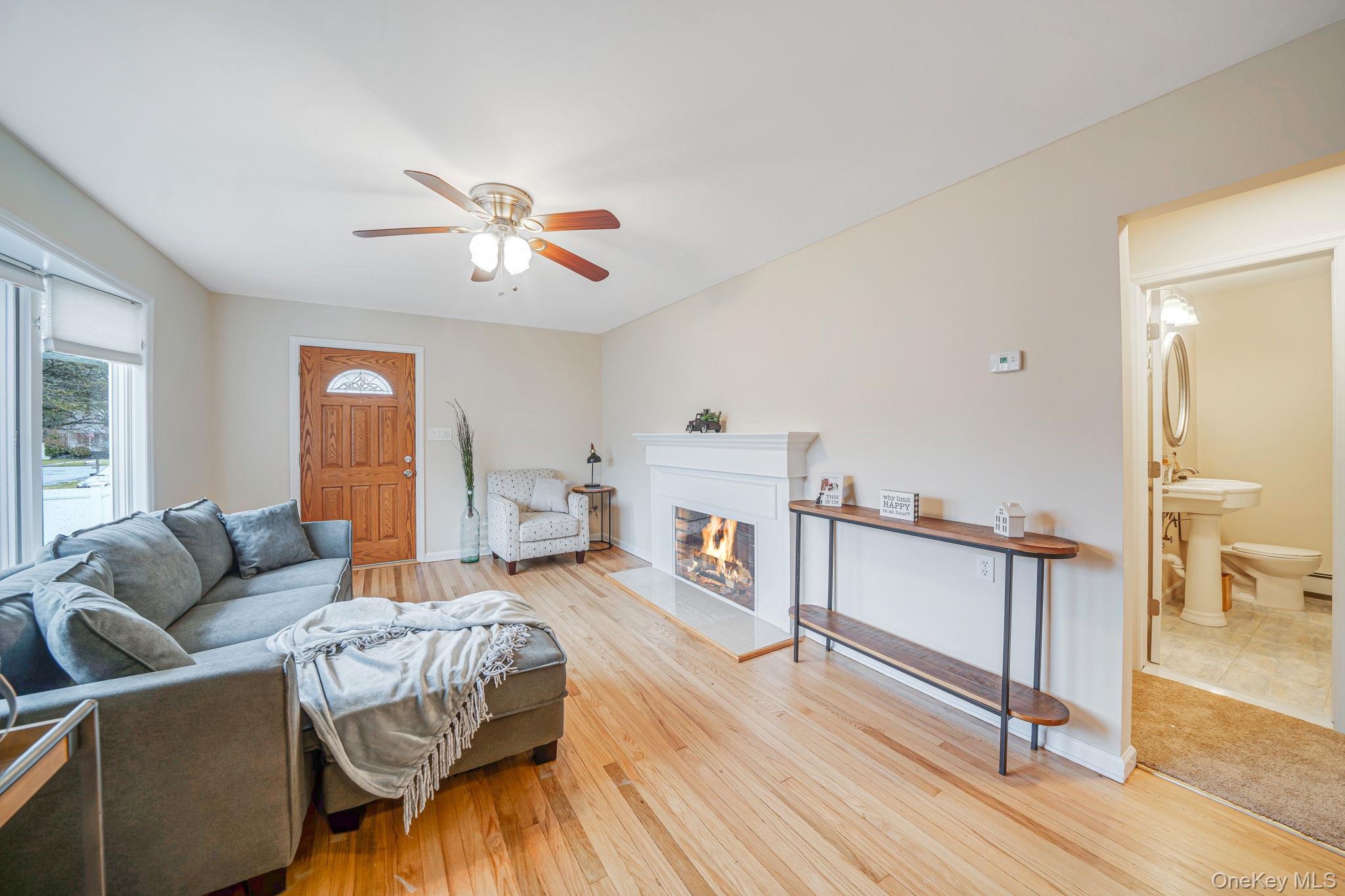 8 Florence Court, Huntington Station, NY 11746