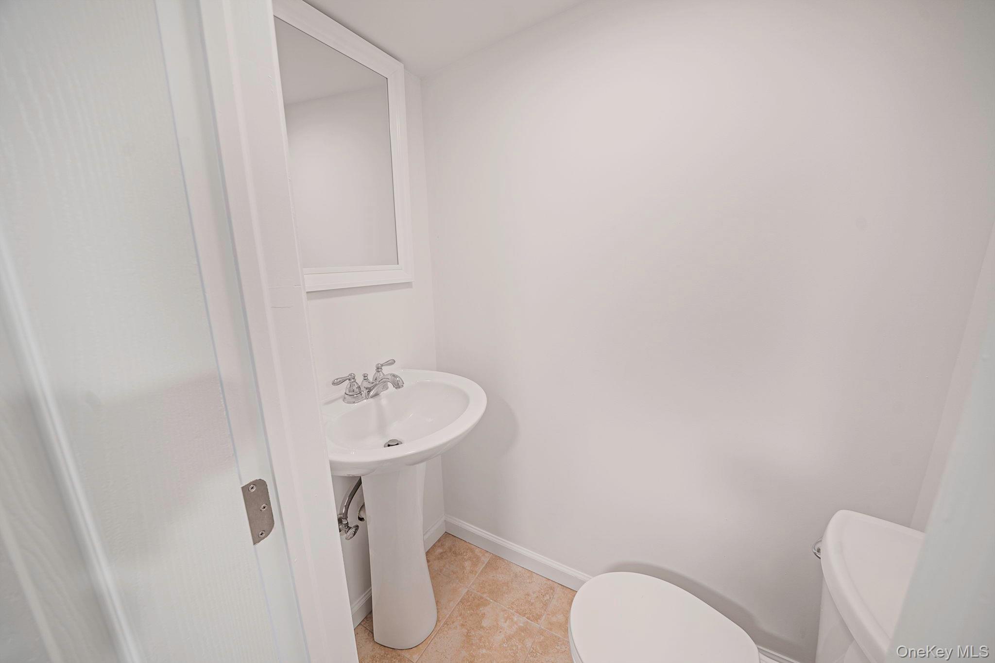 8 Florence Court, Huntington Station, NY 11746