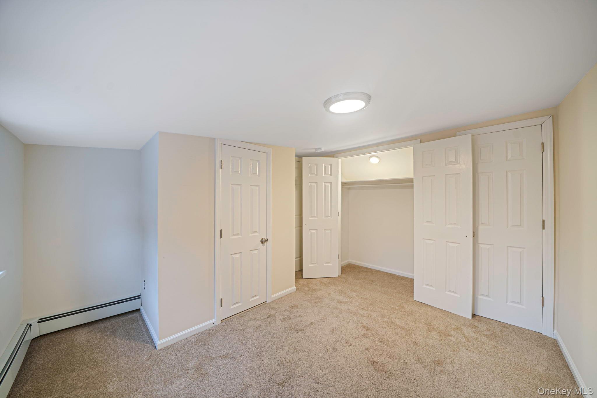 8 Florence Court, Huntington Station, NY 11746