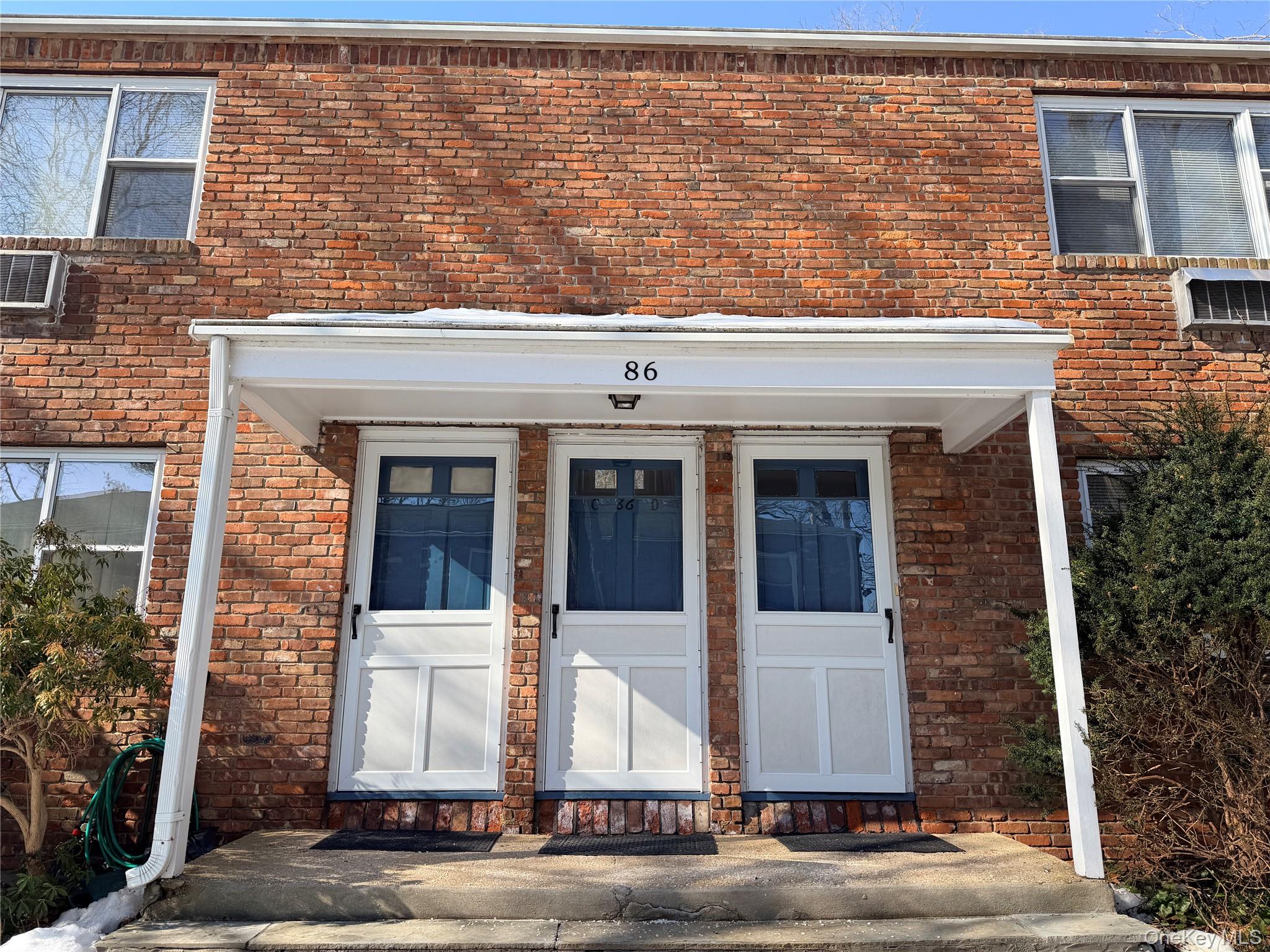 86 McLoughlin Street # D, Glen Cove, NY 11542