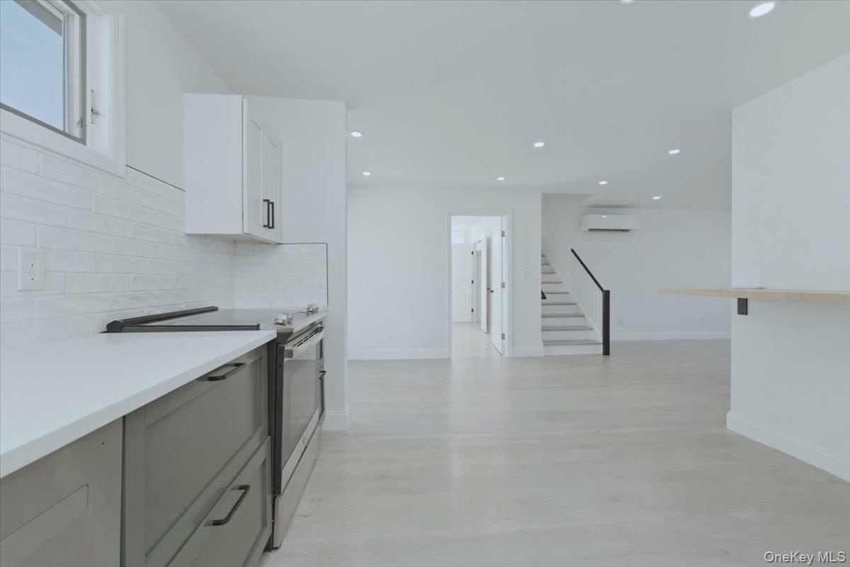 1895 Park Street, Atlantic Beach, NY 11509