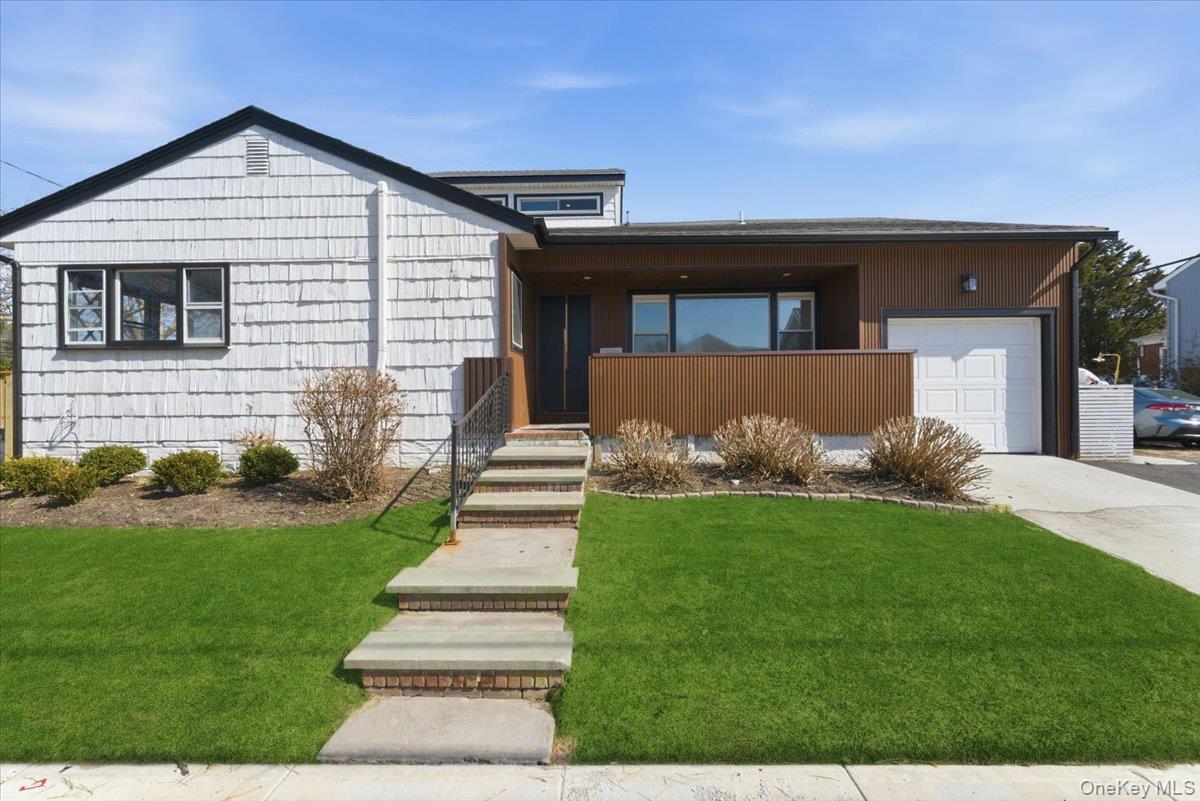 1895 Park Street, Atlantic Beach, NY 11509