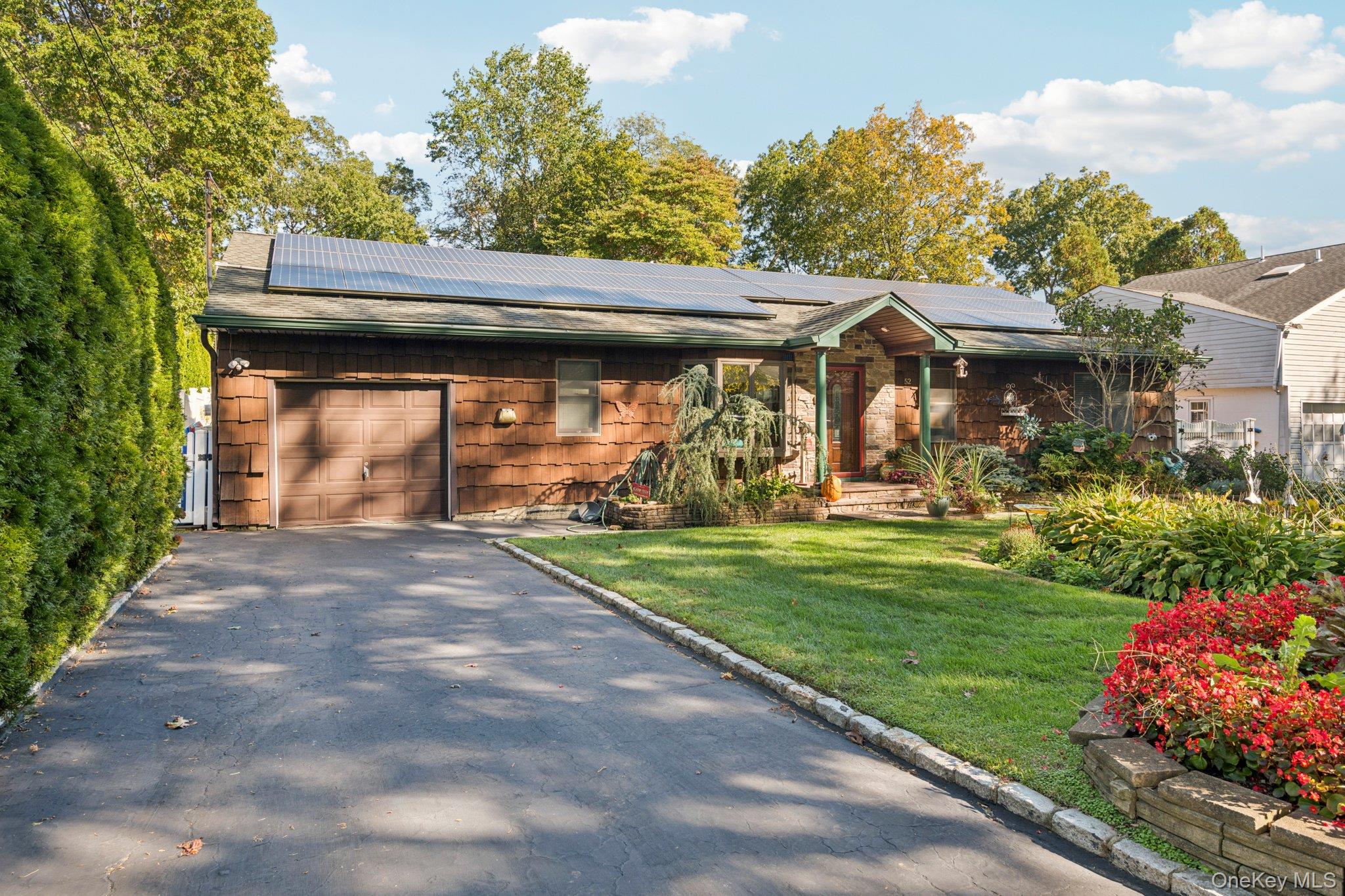 52 Hazard Avenue, Huntington, NY 11746