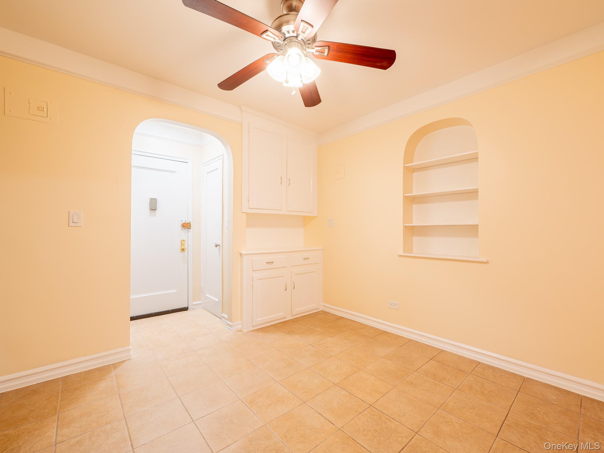 64-85 Saunders Street # A9, Rego Park, NY 11375