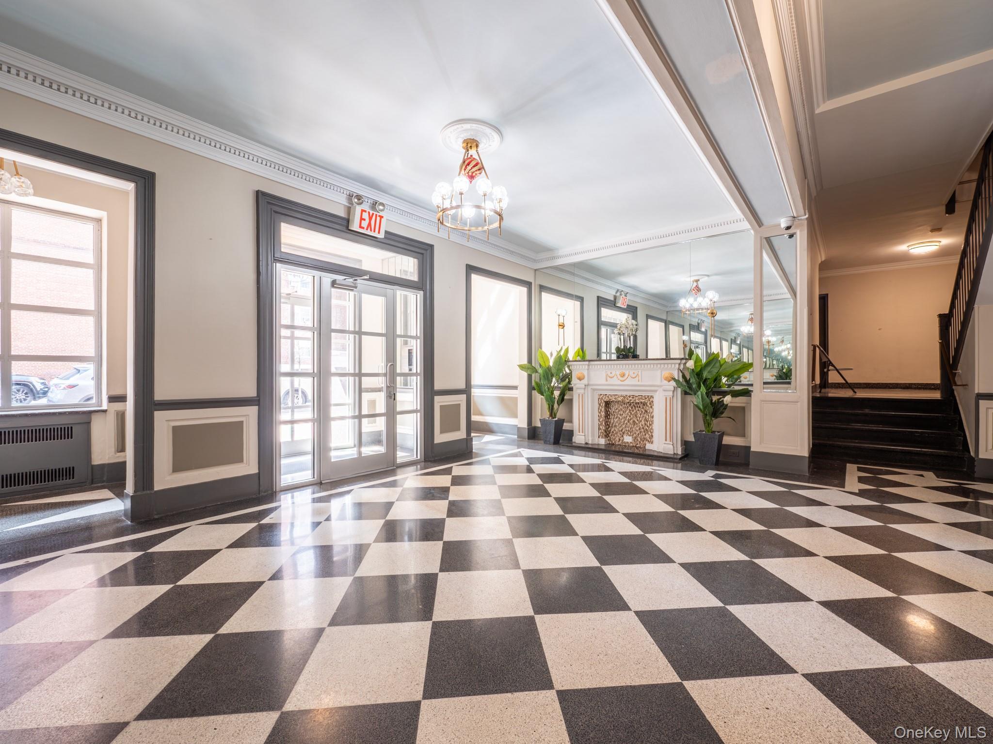 64-85 Saunders Street # A9, Rego Park, NY 11375