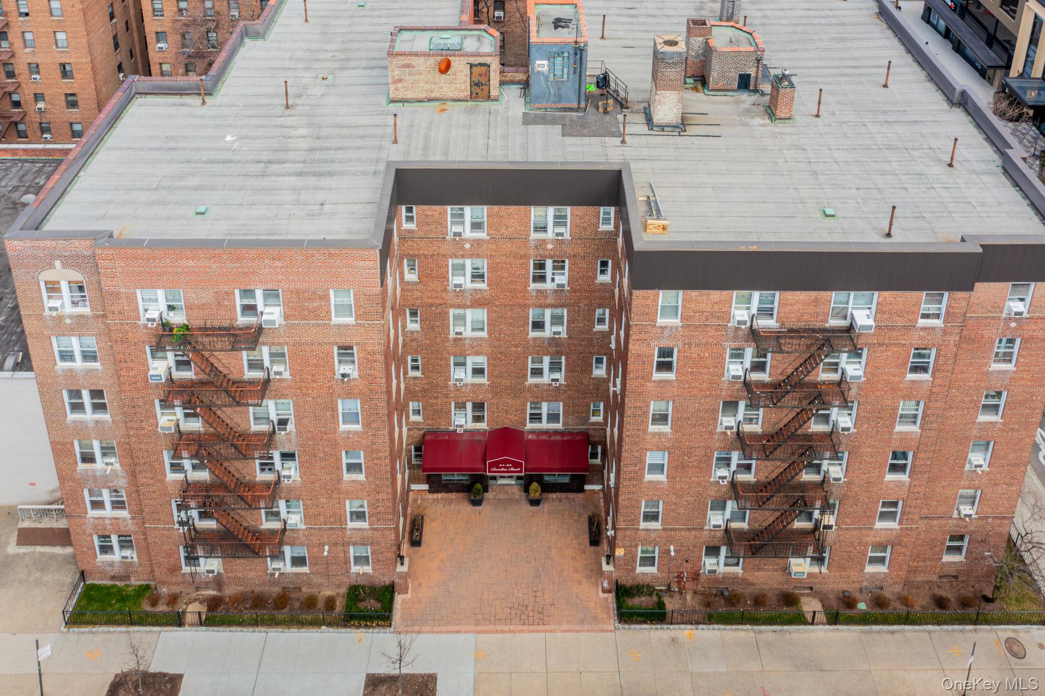 64-85 Saunders Street # A9, Rego Park, NY 11375