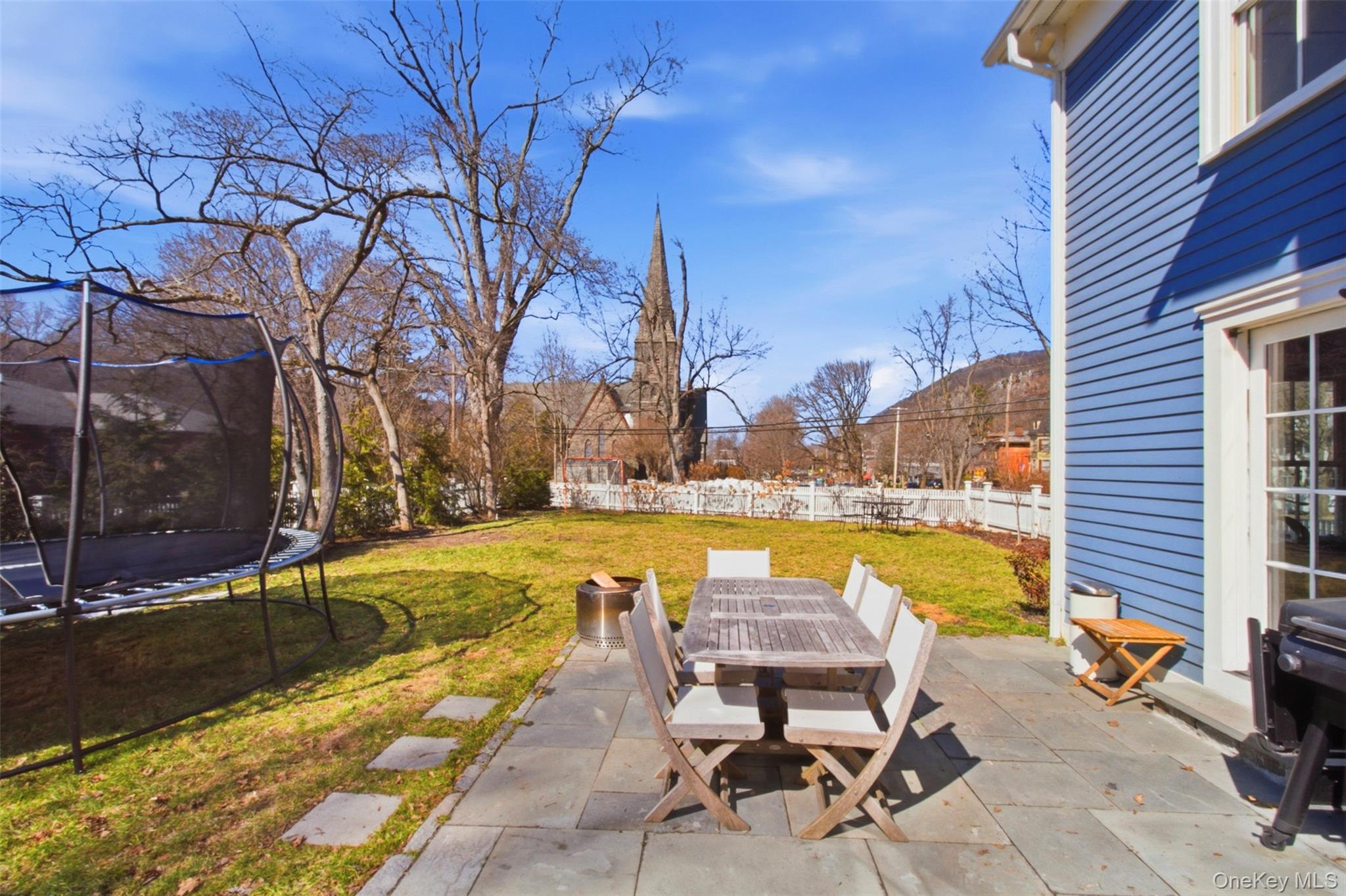 25 Chestnut Street, Cold Spring, NY 10516