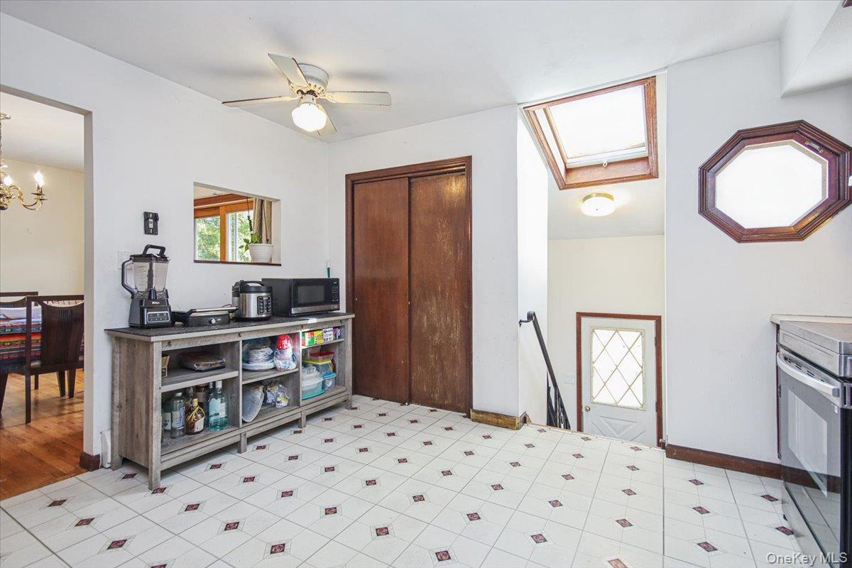 322 Lakeview Street, Mahopac, NY 10541