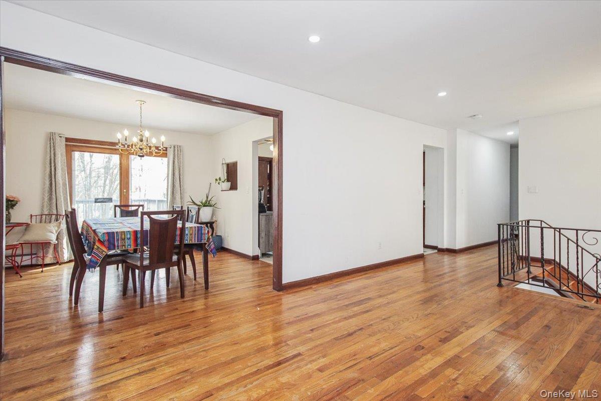 322 Lakeview Street, Mahopac, NY 10541