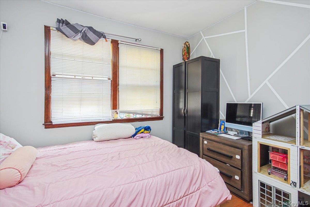 322 Lakeview Street, Mahopac, NY 10541